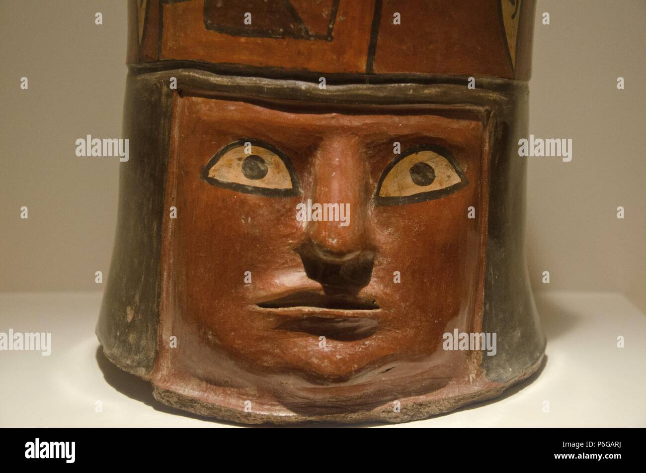 Ceramic vessel Tiwanaku culture 1500 BC-1200 BC Perú. Stock Photo