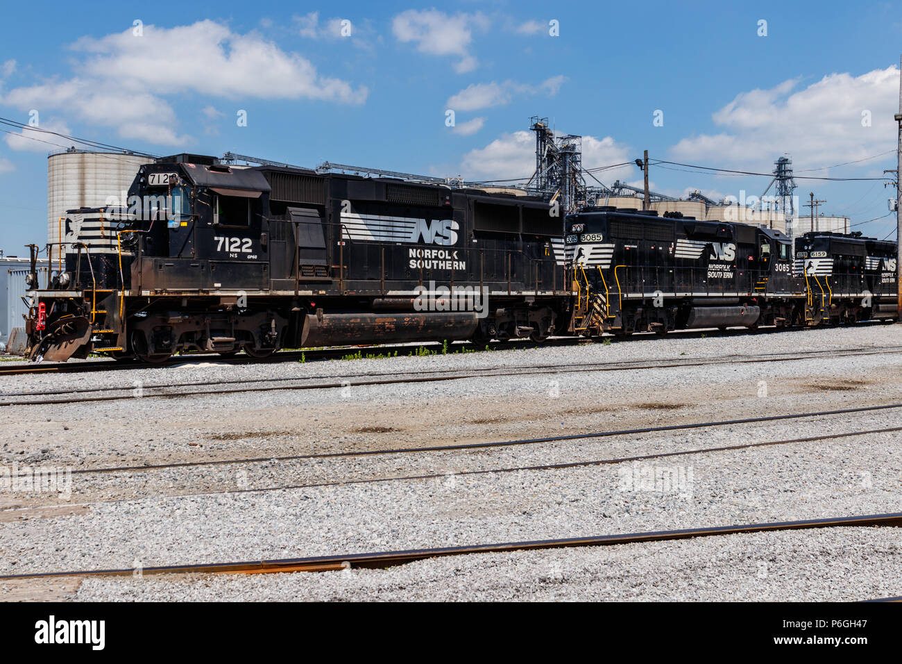 norfolk southern train in pennsylvania alamy stock photo norfolk southern train in pennsylvania alamy stock photo