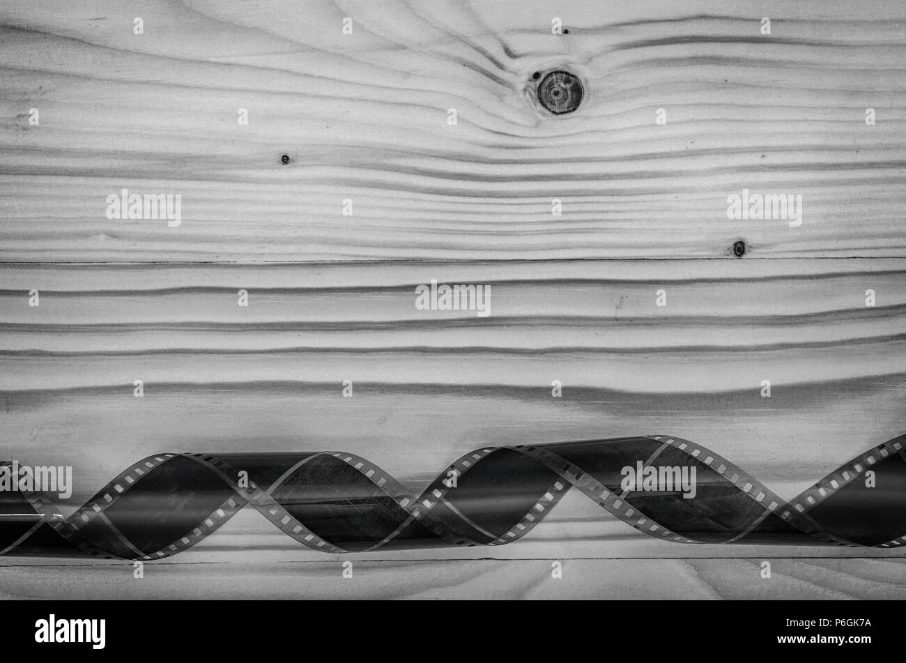 Old black and white film hi-res stock photography and images - Alamy