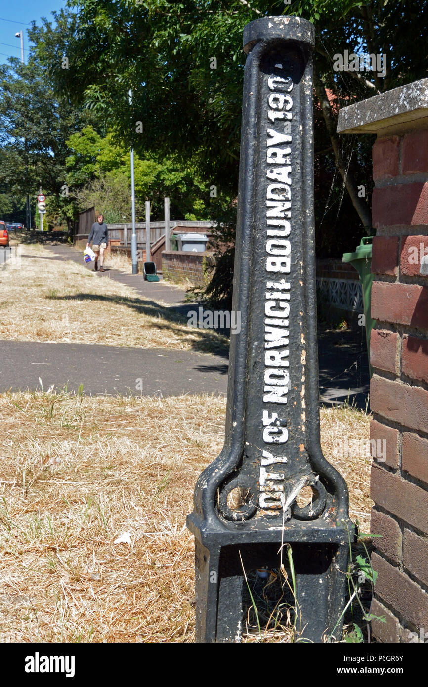 Cast iron City of Norwich boundary marker denoting the inclusion of