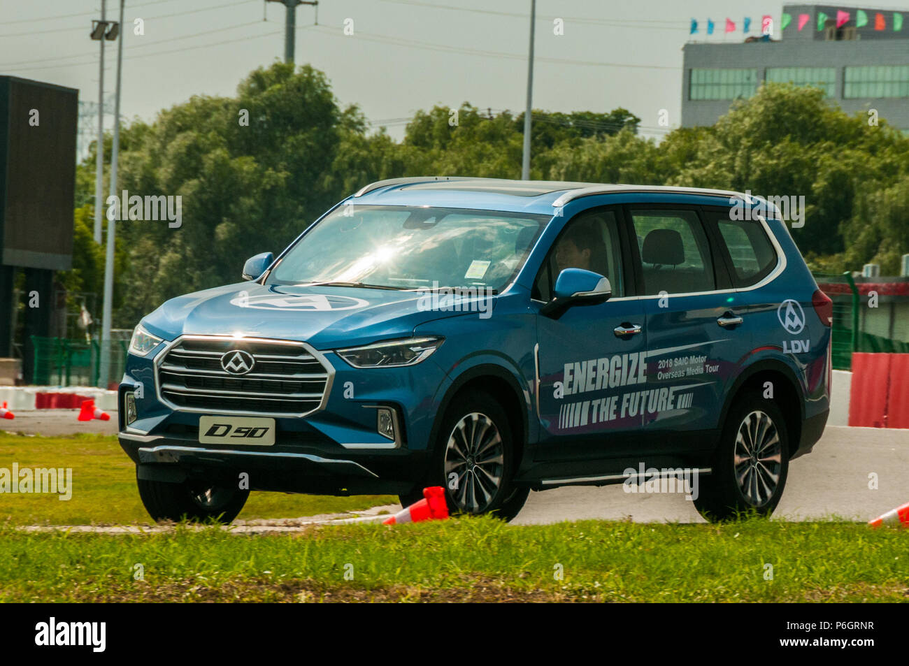 Large Saic Maxus D90 Suv Sold In Some Markets As An Ldv Driving On The Tianma Race Circuit In Shanghai Stock Photo Alamy
