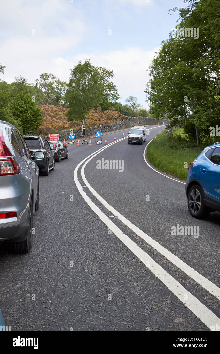 roadworks on a no overtaking section of the a591  near keswick in the lake district cumbria england uk Stock Photo