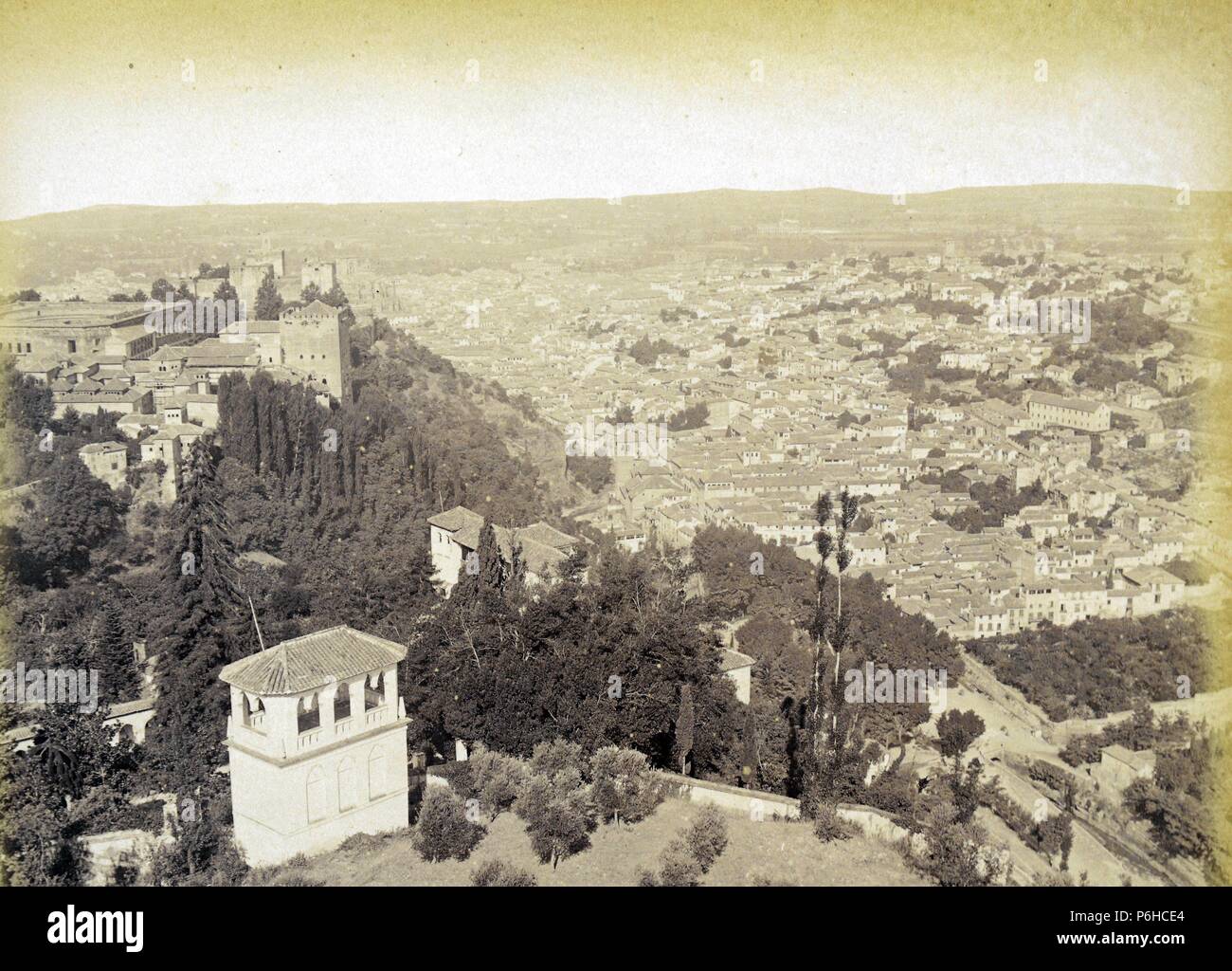 Granada, Panorama desde la Silla del Moro Stock Photo - Alamy