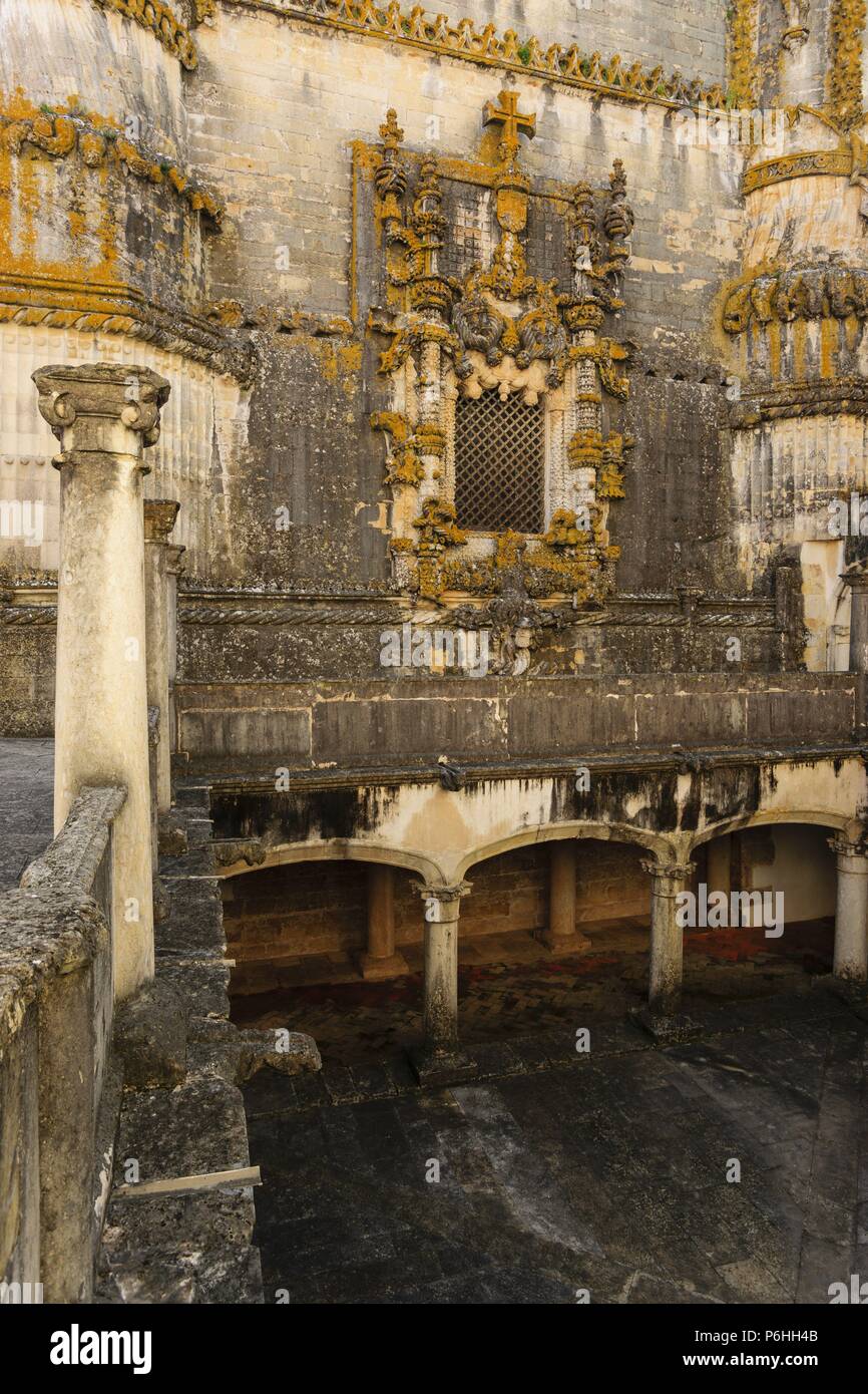 ventana del capitulo del convento de Cristo,diseñada por Diogo De