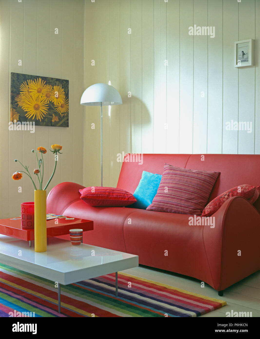 Colourful cushions sofa hi-res stock photography and images - Alamy