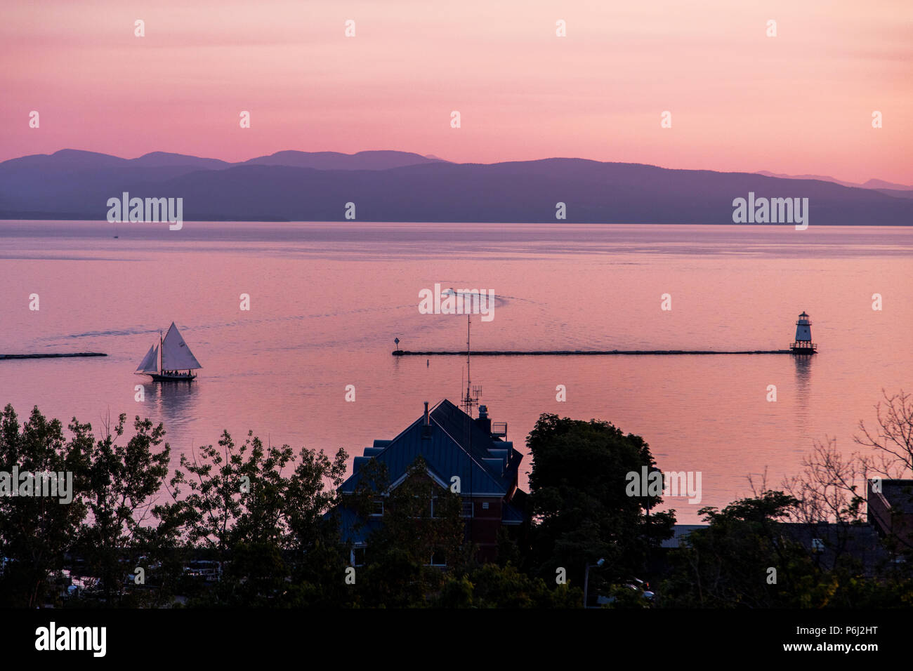 Lake Champlain Purple Sunset Stock Photo Alamy