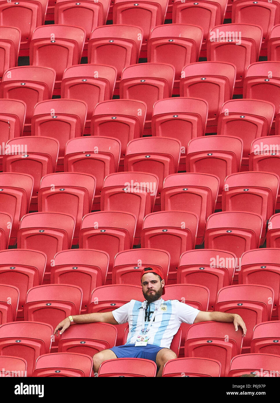 Kazan, Russia, June 30, 2018 argentina fan, sad, disappointed, angry, Emotions, disappointment, frustration, frustrated, sadness, desperate, despair,  ARGENTINA - FRANCE FIFA WORLD CUP 2018 RUSSIA, Best of 16 , Season 2018/2019,  June 30, 2018  Stadium K a z a n - A r e n a in Kazan, Russia. © Peter Schatz / Alamy Live News Stock Photo