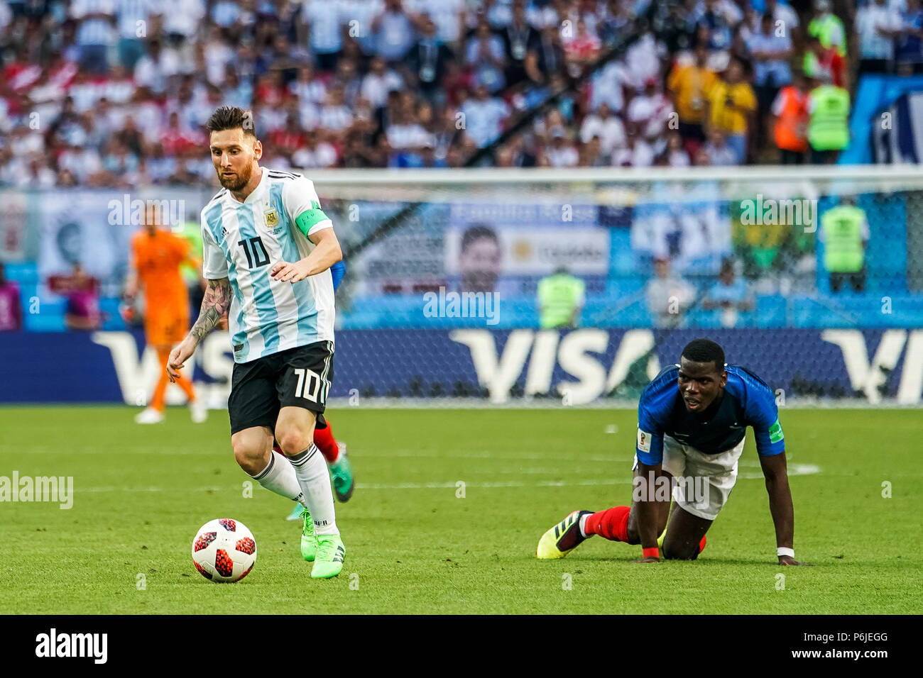 Kazan Arena Kazan Russia 30th June 2018 Fifa World Cup Football Round Of 16 France Versus Argentina Lionel Messi Of Argentina Leaves Paul Pogba Of France On The Turf Credit Action Plus