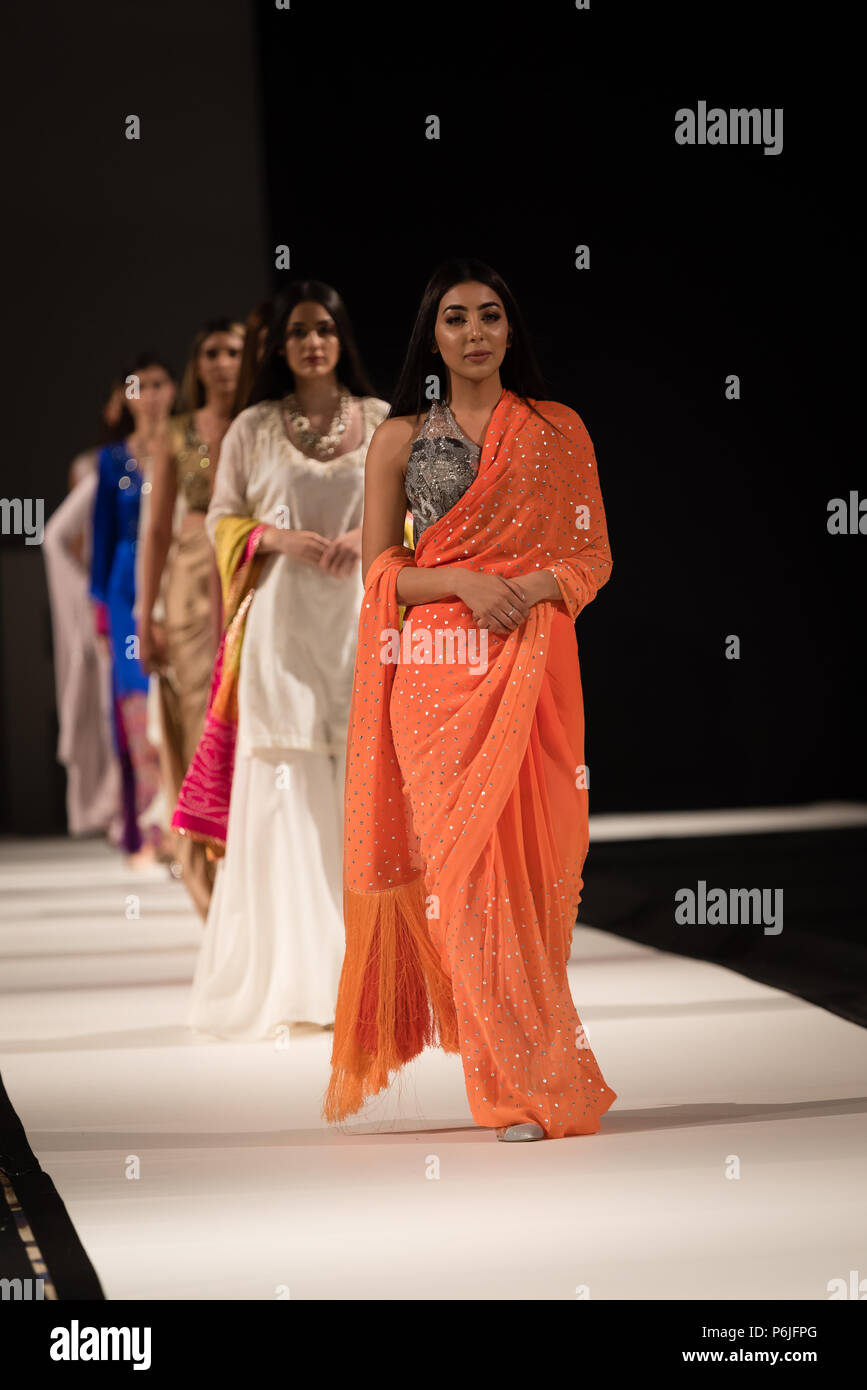 Latest saree cheap fashion 2018