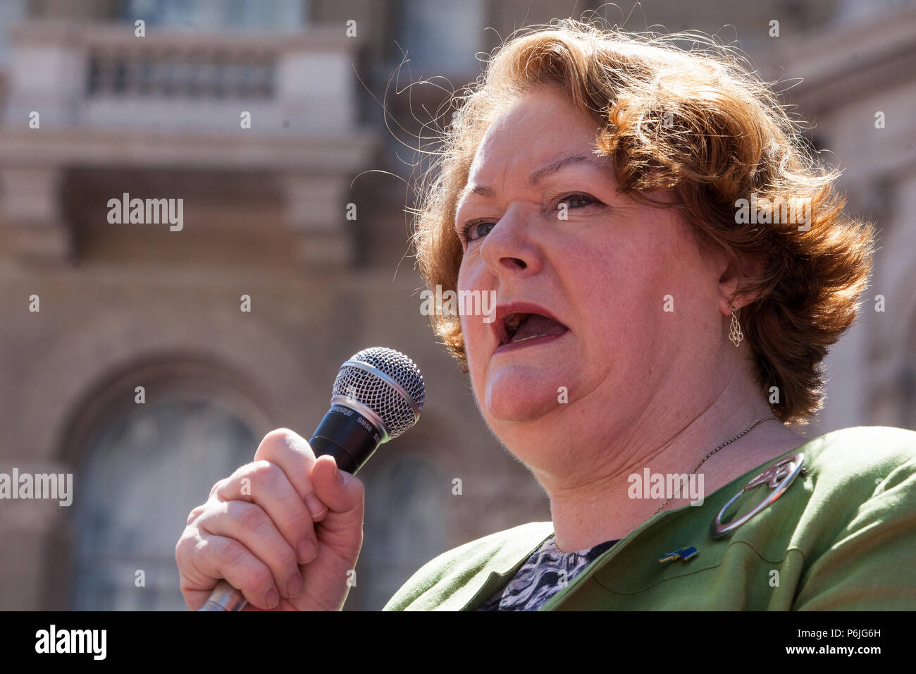 Dr philippa whitford hires stock photography and images Alamy