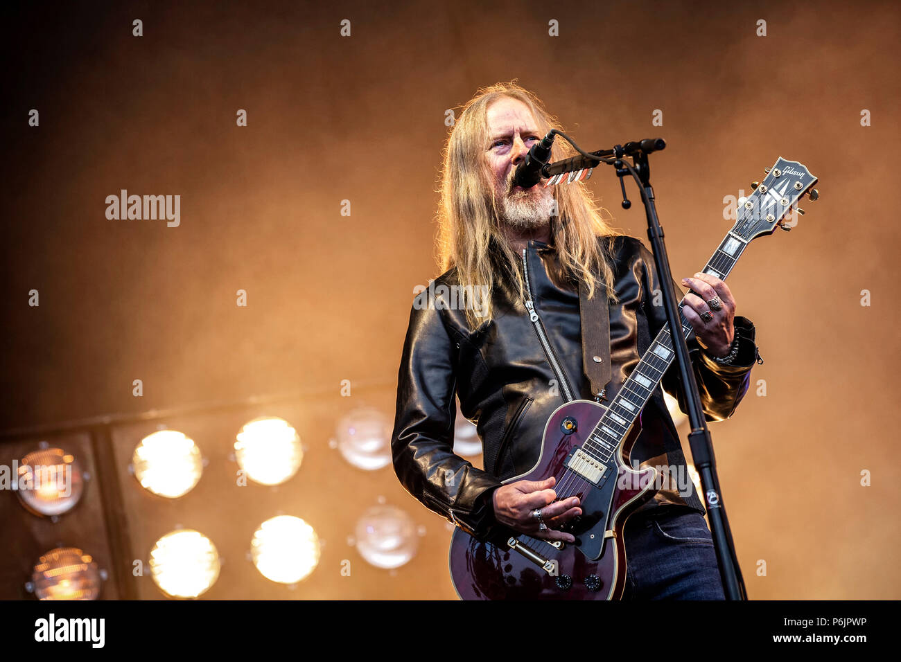 Norway, Halden - June 21, 2018. The American rock band Alice in Chains performs a live concert during the Norwegian music metal festival Tons of Rock 2018 in Halden. Here singer and guitarist Jerry Cantrell is seen live on stage. (Photo credit: Gonzales Photo - Terje Dokken). Stock Photo
