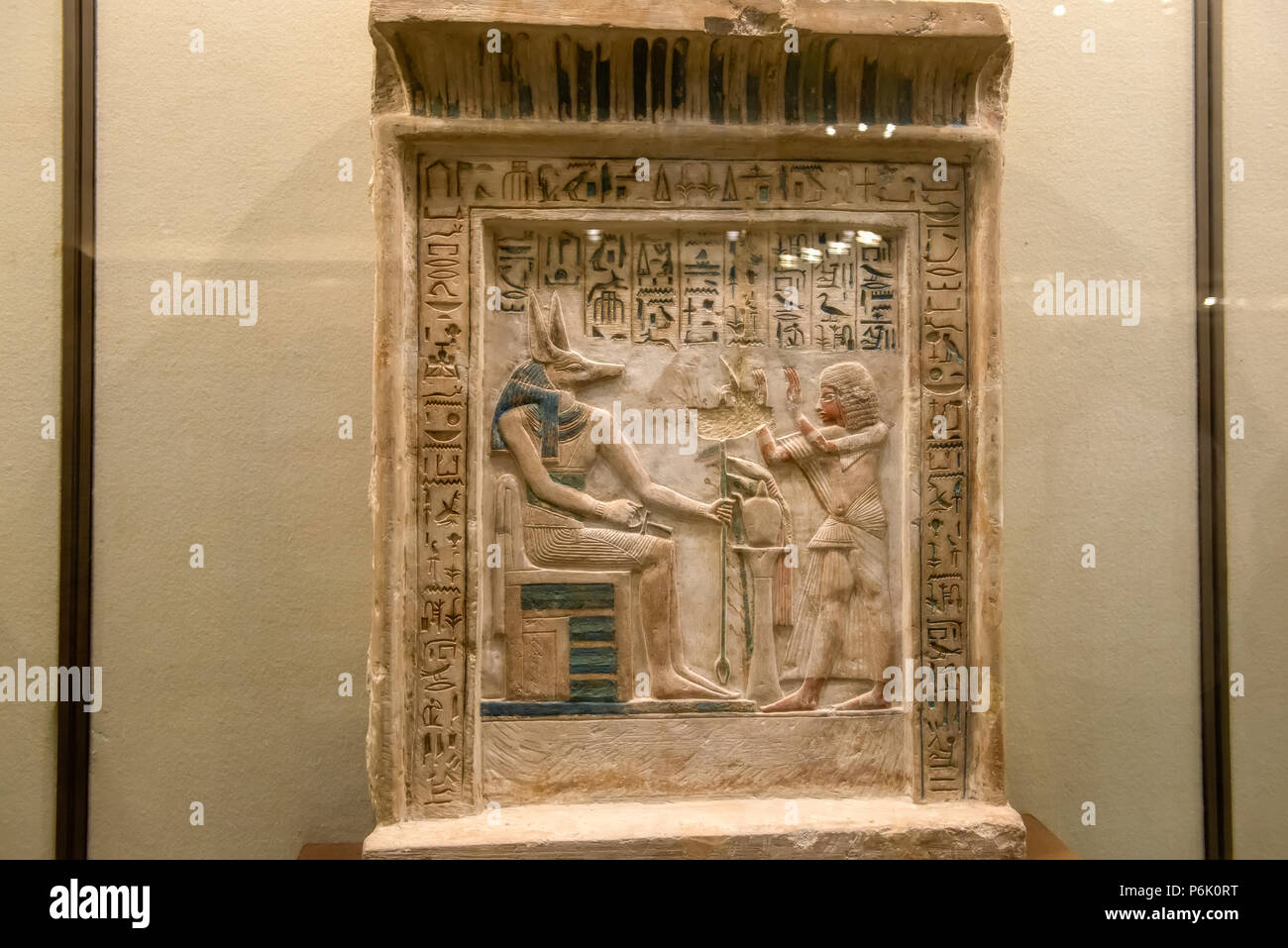 Egyptian gods tomb painting hi-res stock photography and images - Alamy