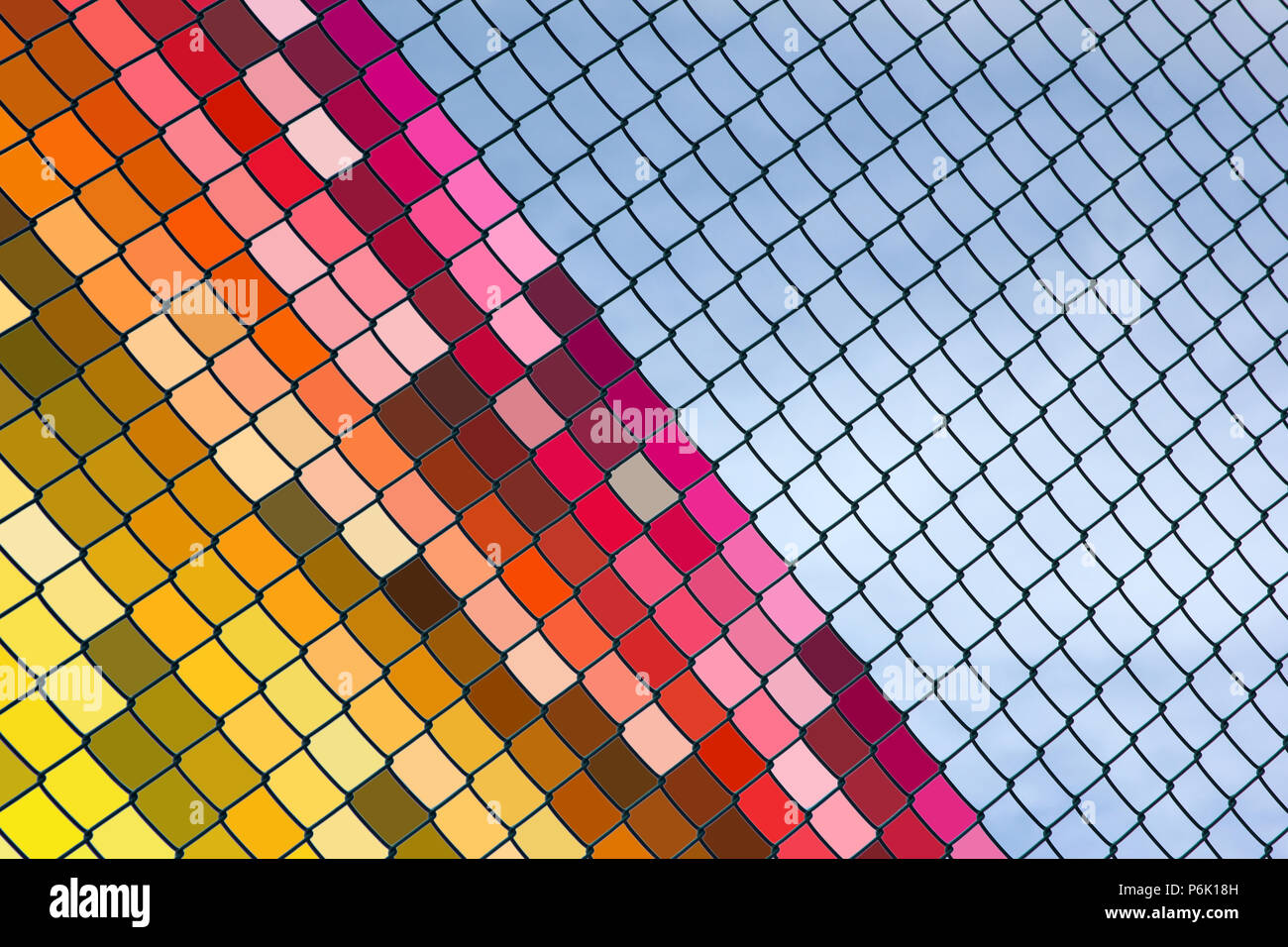 Guide mesh hi-res stock photography and images - Alamy