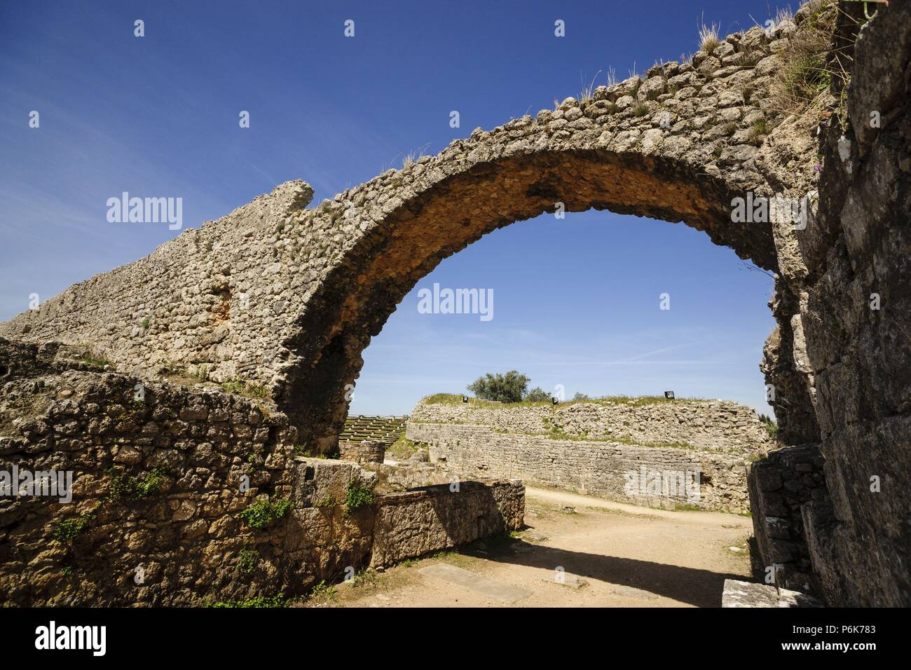 acueducto,Conimbriga, ciudad del Conventus Scallabitanus, provincia romana de Lusitania, cerca de Condeixa-a-Nova, distrito de Coimbra, Portugal, europa. Stock Photo