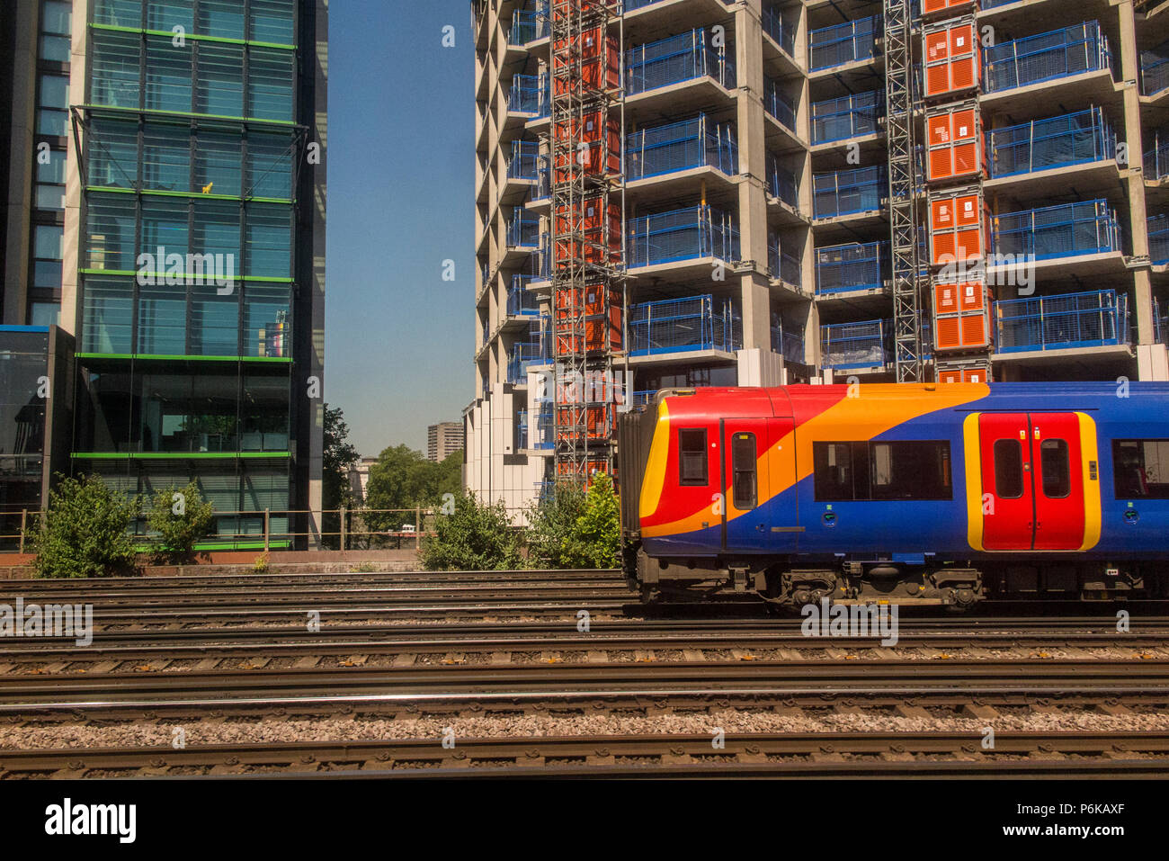 A South Western Railway train leaves London Waterloo station on its way to the suburbs of London Stock Photo