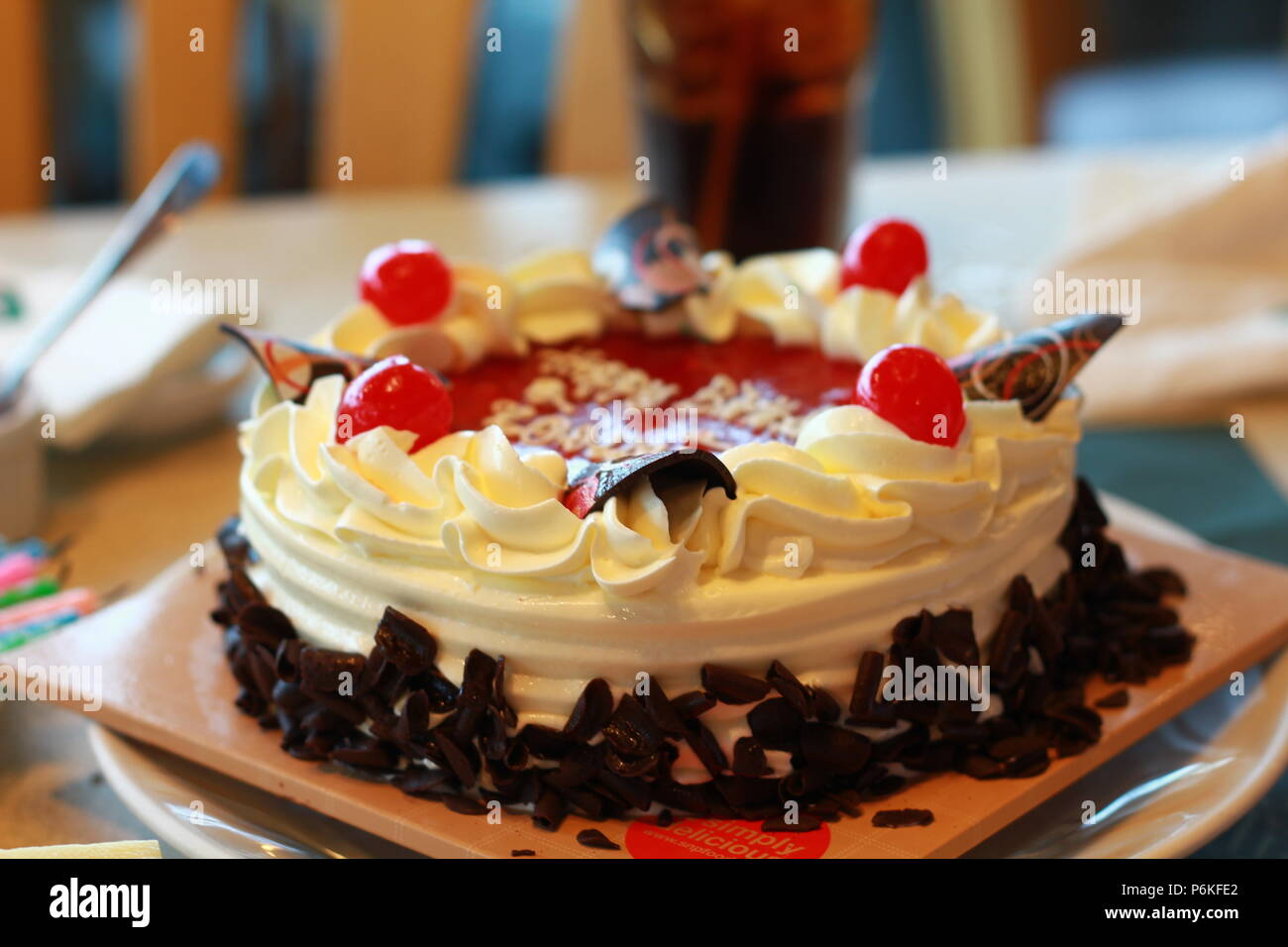Black Velvet Cake Goldilocks