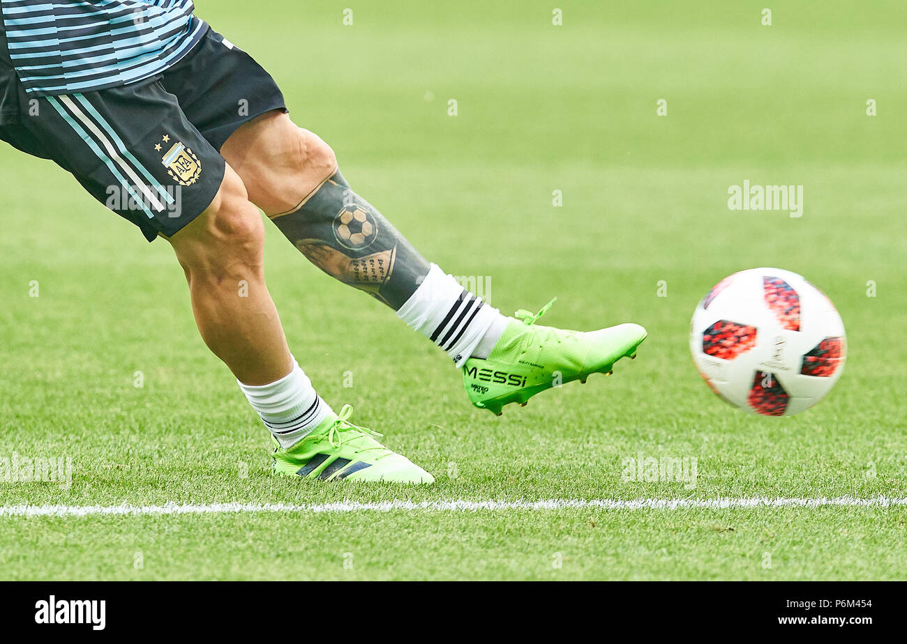 Adidas messi boots hi-res stock photography and images - Alamy