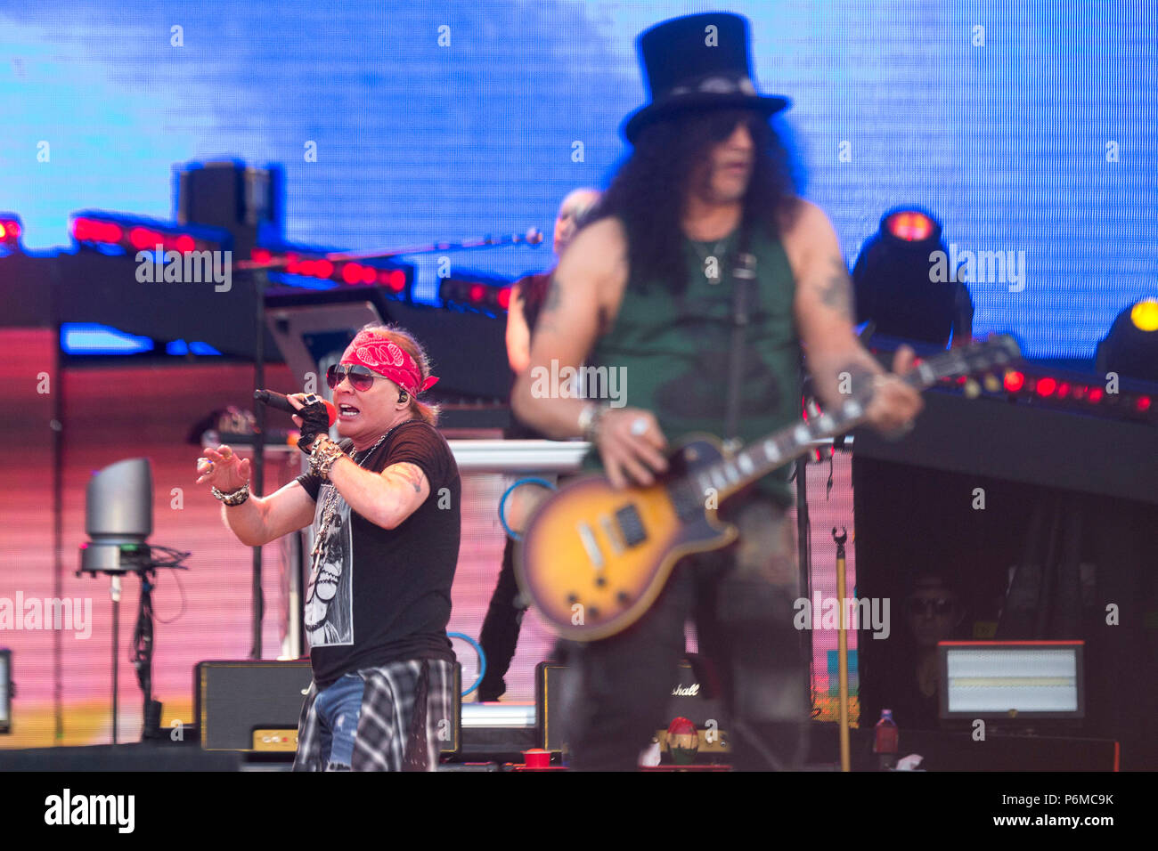 Axl Rose and Slash from Guns n 'Roses live at a concert of the' Not in this  Lifetime 'tour at Caja Mágica. Madrid, 29.06.2018 | usage worldwide Stock  Photo - Alamy