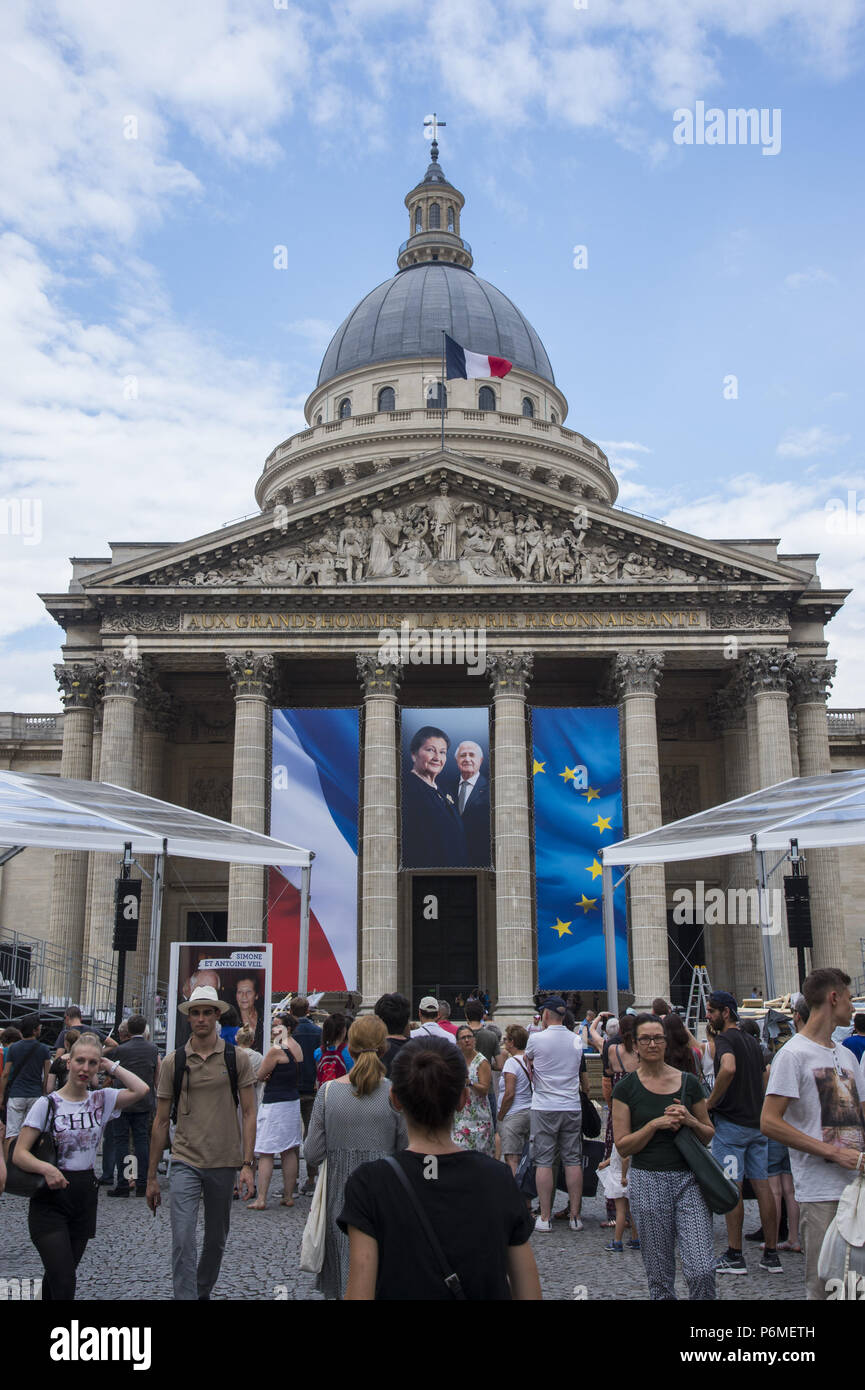Paris, Ile de France, France. 1st July, 2018. A portrait of the deceased hangs between two flags.The burial ceremony of former French politician and Holocaust survivor Simone Veil and her husband Antoine Veil at the Pantheon in Paris. Former Health Minister, Simone Veil, who passed away on June 30, 2017 became president of the European Parliament and one of France's most revered politicians by advocating the 1975 law legalizing abortion in France. Credit: Thierry Le Fouille/SOPA Images/ZUMA Wire/Alamy Live News Stock Photo