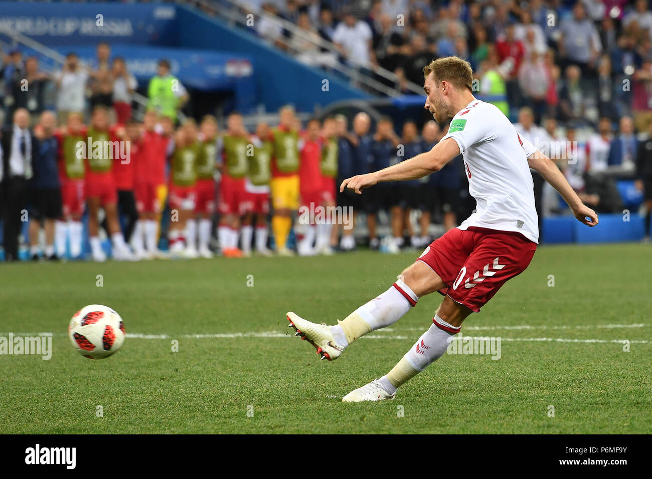 Christian ERIKSEN (DEN) scores his penalty kick. Action, Single Action, Single Image, Cut Out, Full Body Shot, Whole Figure. Croatia (CRO) Denmark (DEN) 4-3 iE Eighth-Finals, Round of 16, Game 52, on Jul 1, 1818 in Nizhny Novgorod, Nizhny Novgorod Stadium. Football World Cup 2018 in Russia from 14.06. - 15.07.2018. | usage worldwide Stock Photo