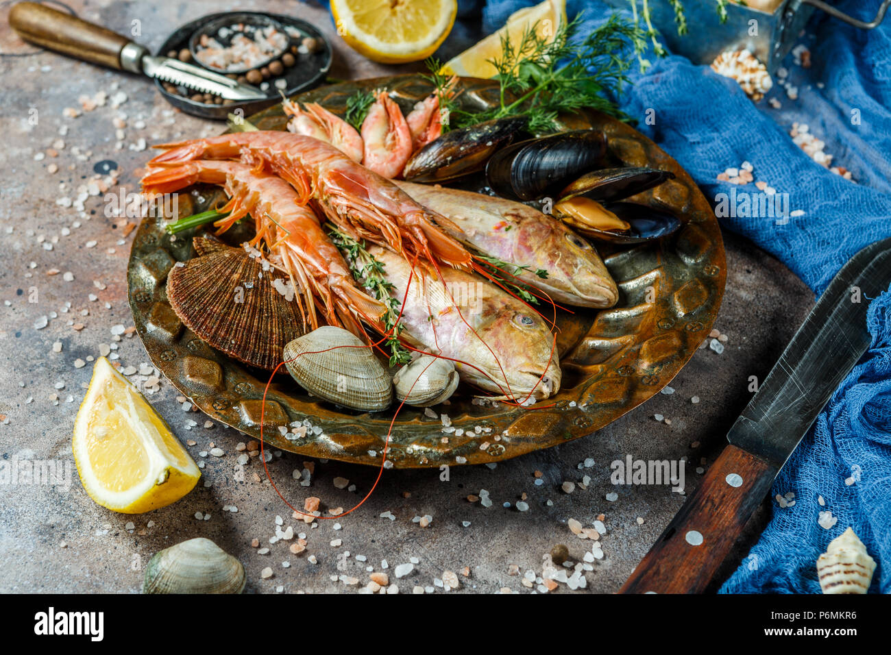 Fresh sea fish, shrimp, clams Stock Photo Alamy