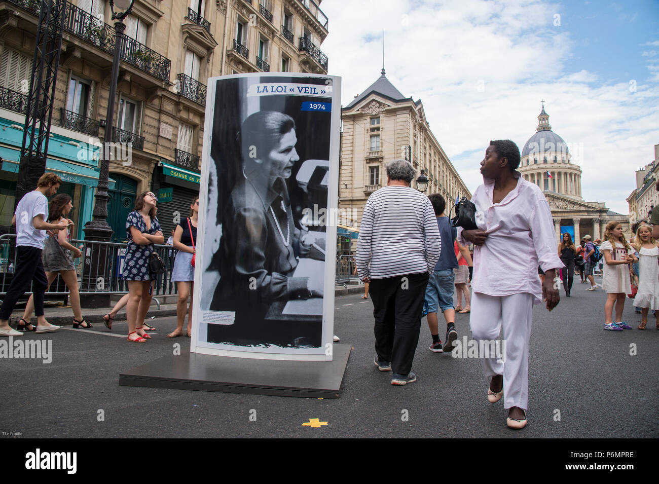 Portrait of the deceased is seen displayed in the street. The burial ceremony of former French politician and Holocaust survivor Simone Veil and her husband Antoine Veil at the Pantheon in Paris. Former Health Minister, Simone Veil, who passed away on June 30, 2017 became president of the European Parliament and one of France's most revered politicians by advocating the 1975 law legalizing abortion in France. Stock Photo