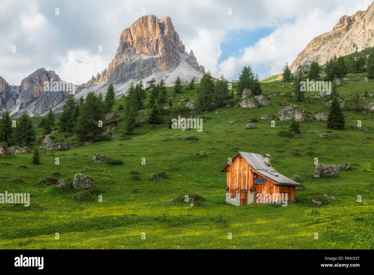 Passo di Giau, Veneto, Dolomites, Italy, Europe Stock Photo - Alamy