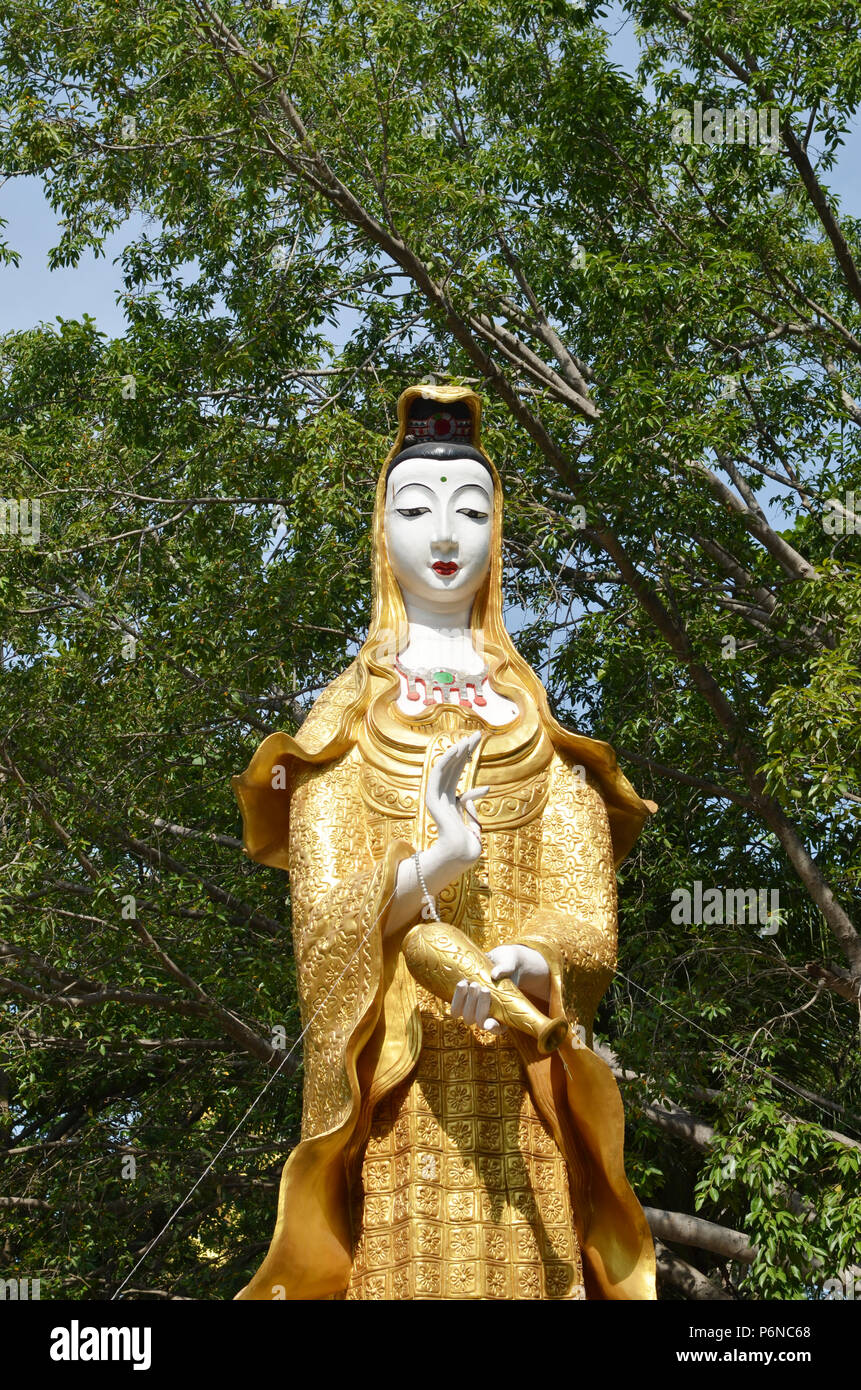 Kuan Yin image of buddha Chinese art Stock Photo Alamy