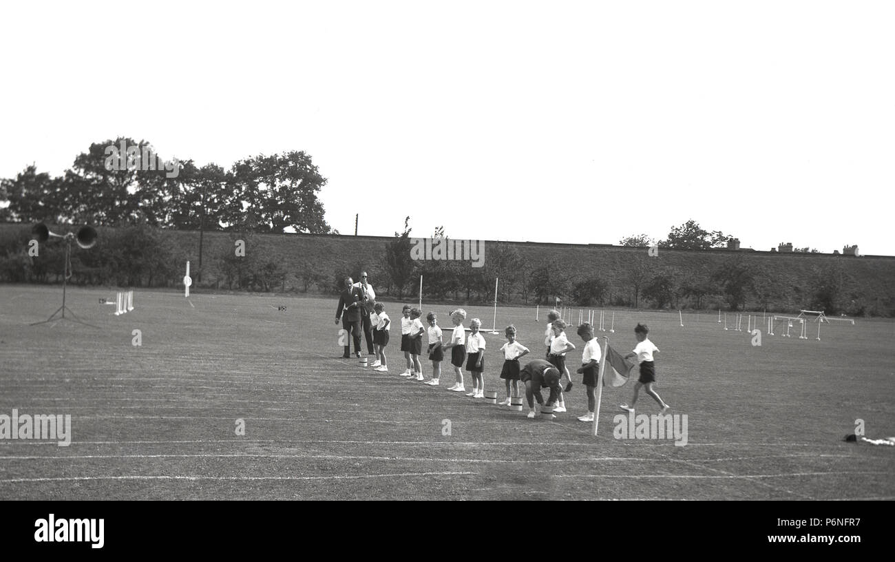1950s boys hires stock photography and images Alamy