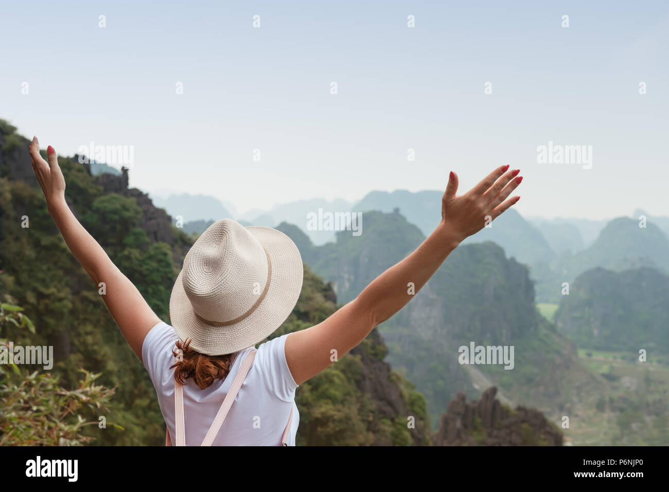 Young female hiker enjoying view hi-res stock photography and images ...