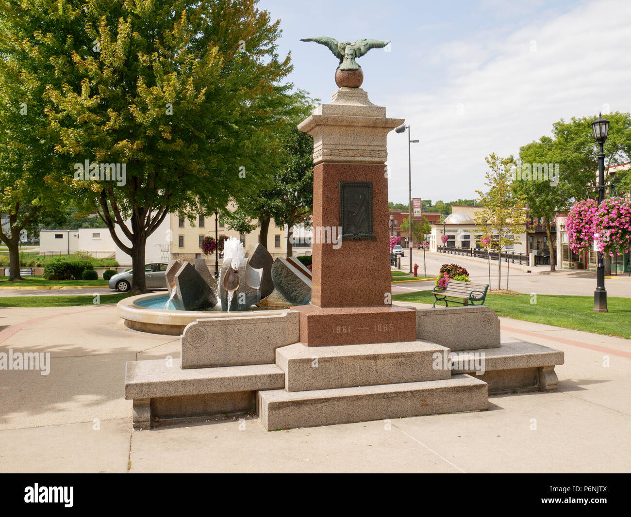 Civil War Monument, Bridge Square, Northfield, Minnesota. Town is the site of the James Younger Gang's last raid. Stock Photo