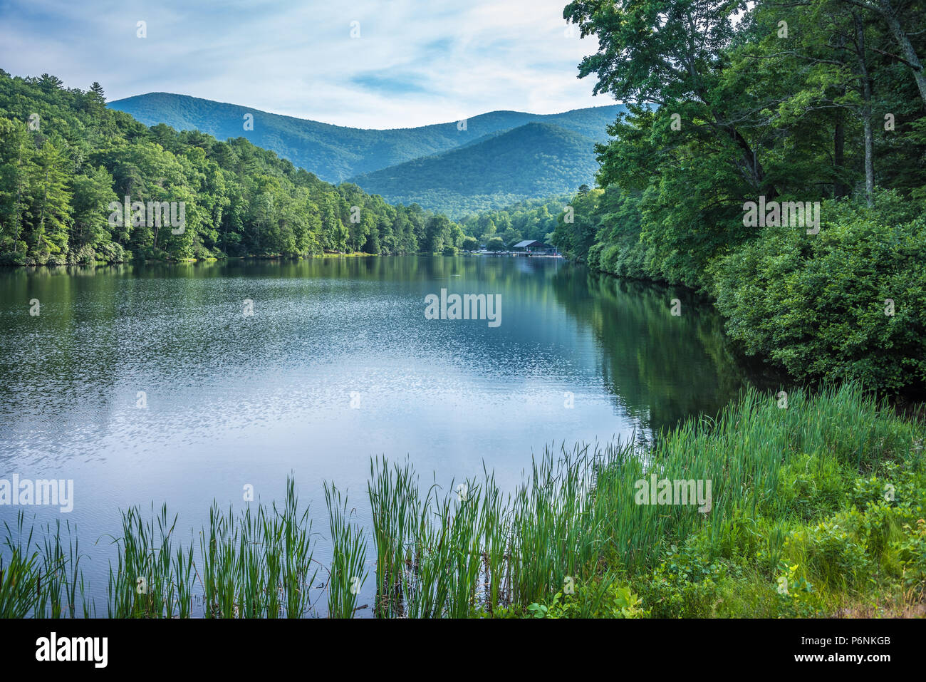 Lake Trahlyta at Vogel State Park in the Blue Ridge Mountains of Northeast Georgia. (USA) Stock Photo