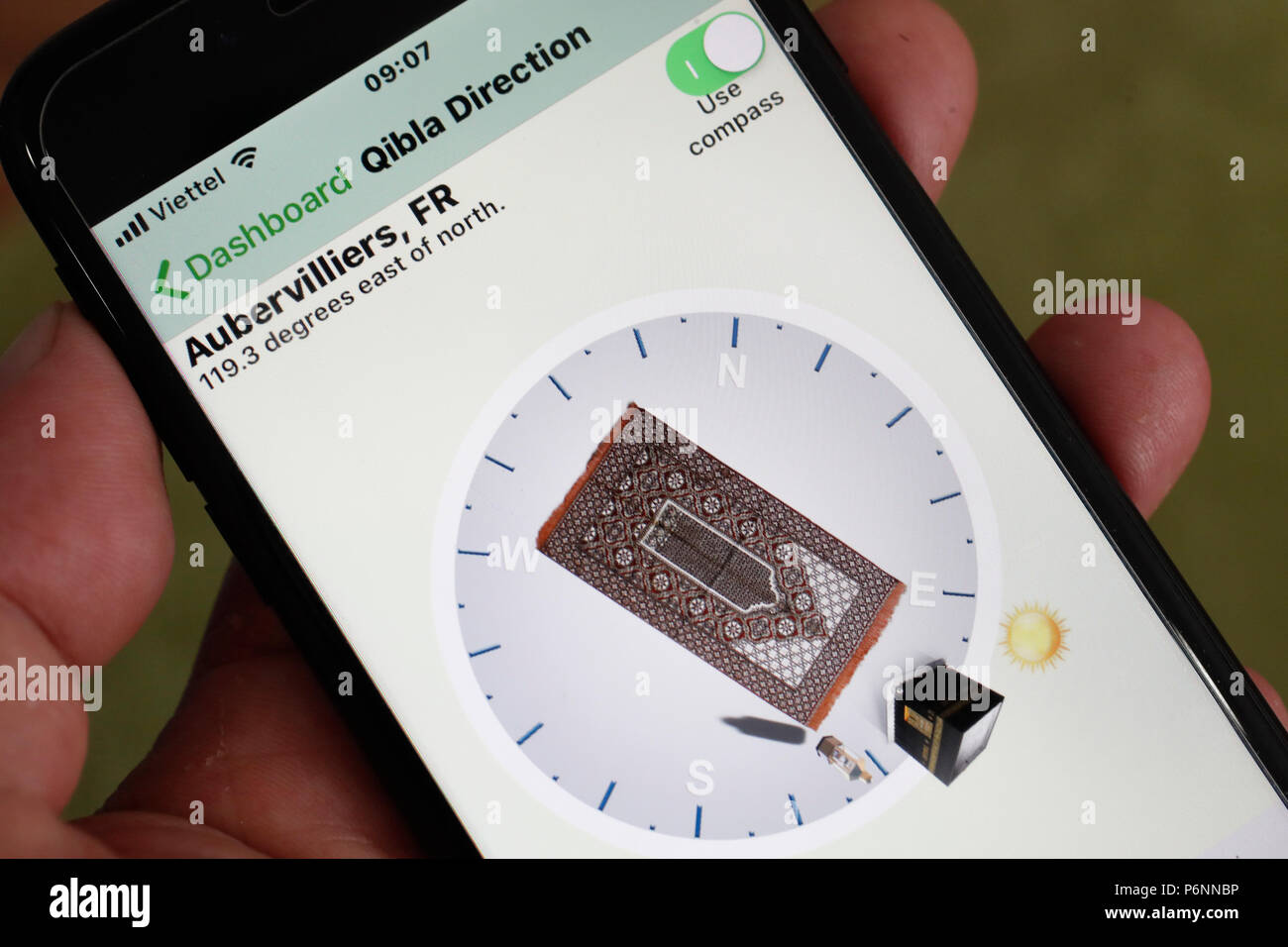 Homme boussole hires stock photography and images Alamy