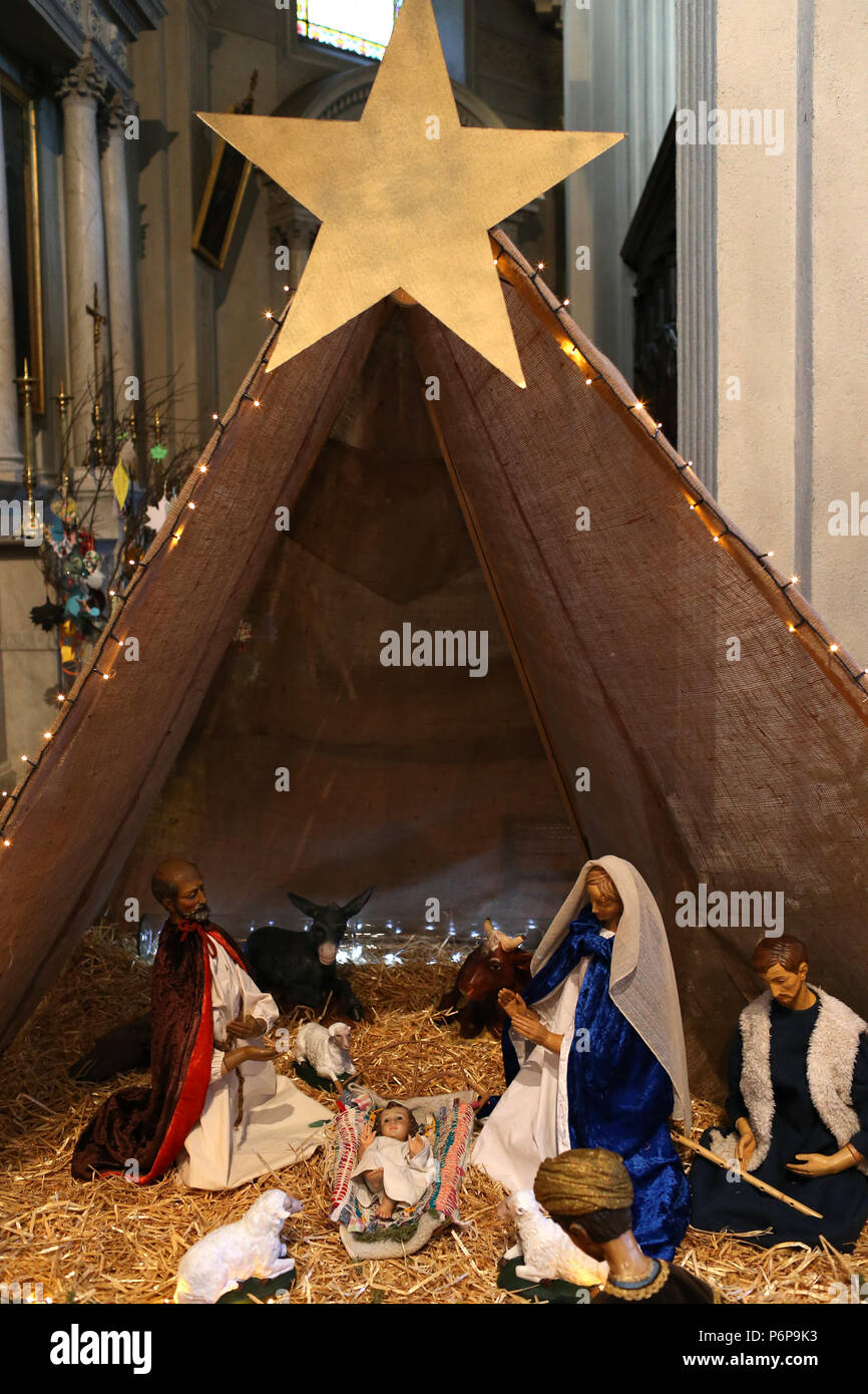 Christ child crib hires stock photography and images Alamy