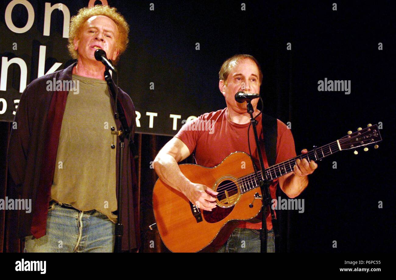 New York City 2005 FILE PHOTO Art Garfunkel