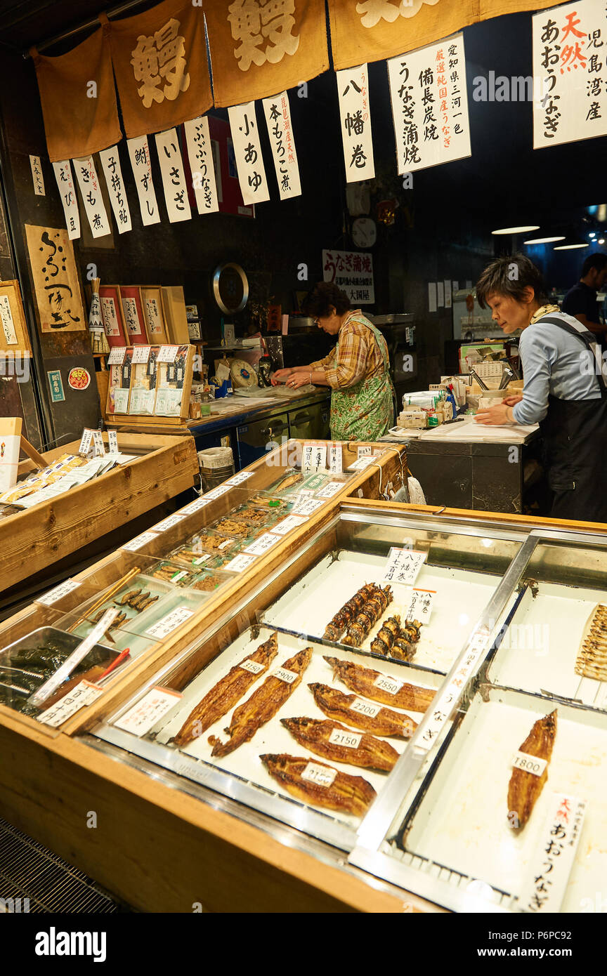Nishiki Market, Kyoto A fishmonger store selling varieties of fish
