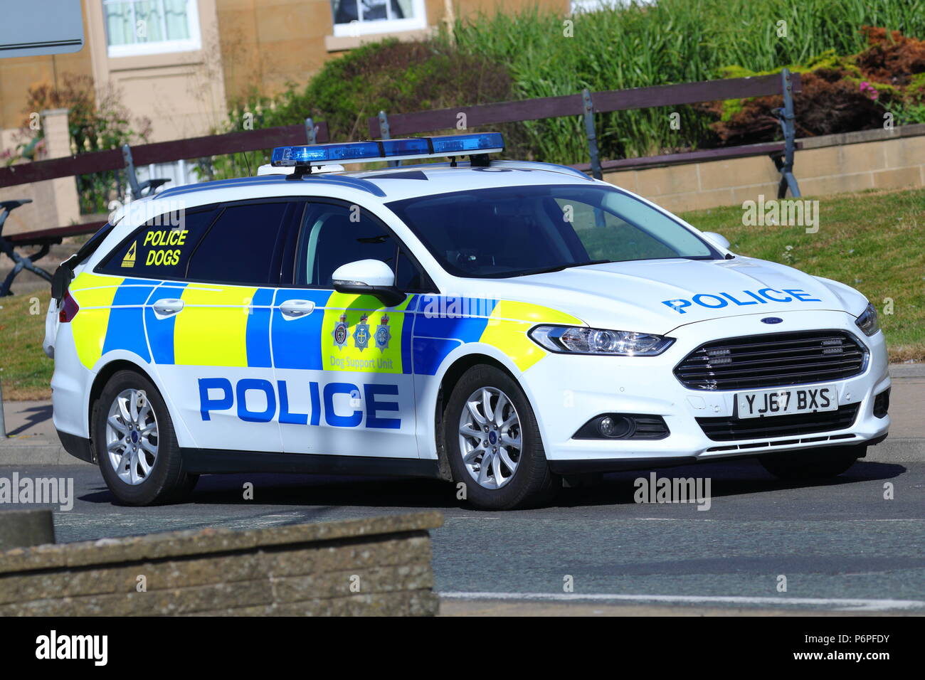 Mondeo Estate High Resolution Stock Photography and Images - Alamy