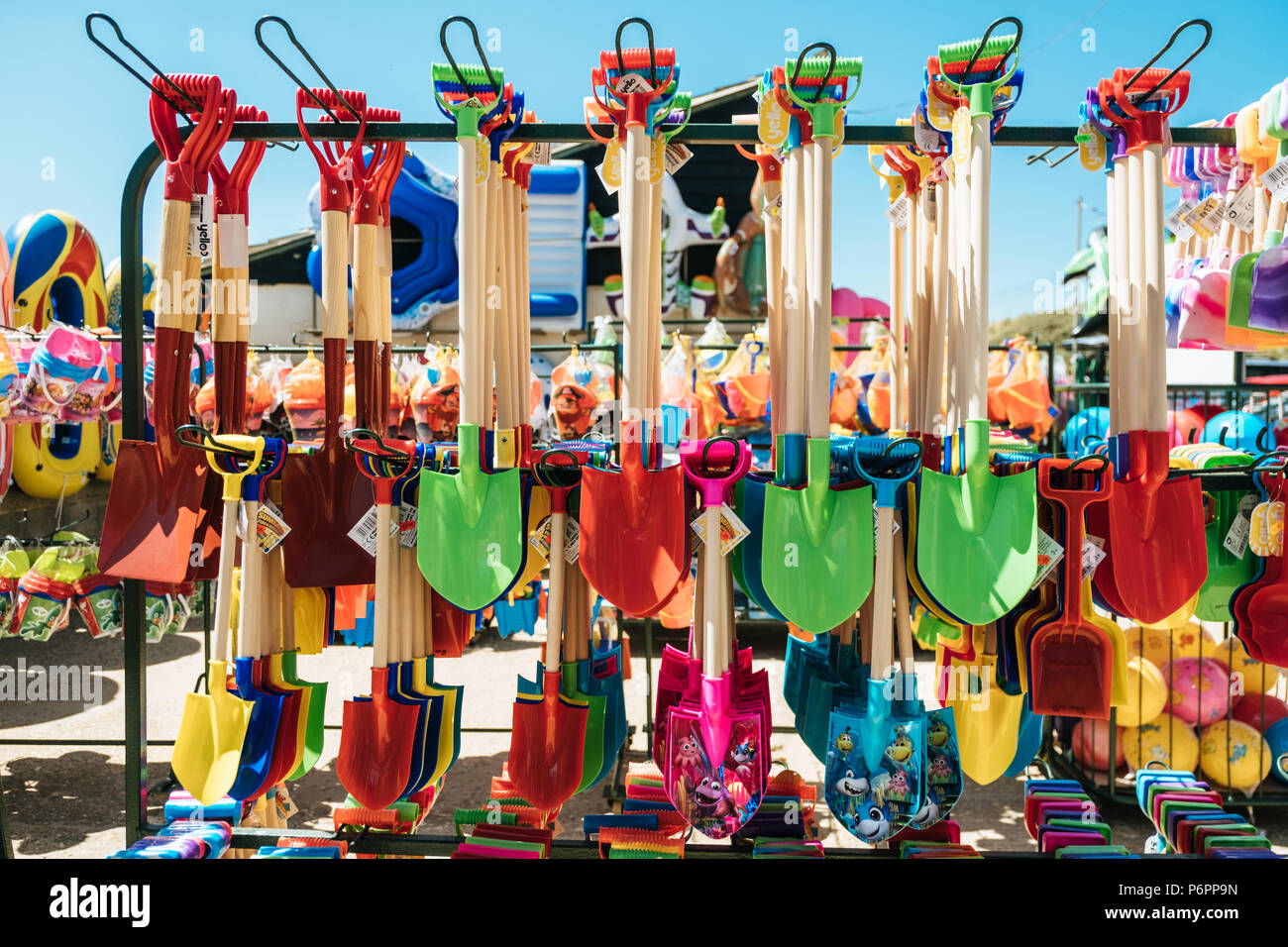 beach toys uk