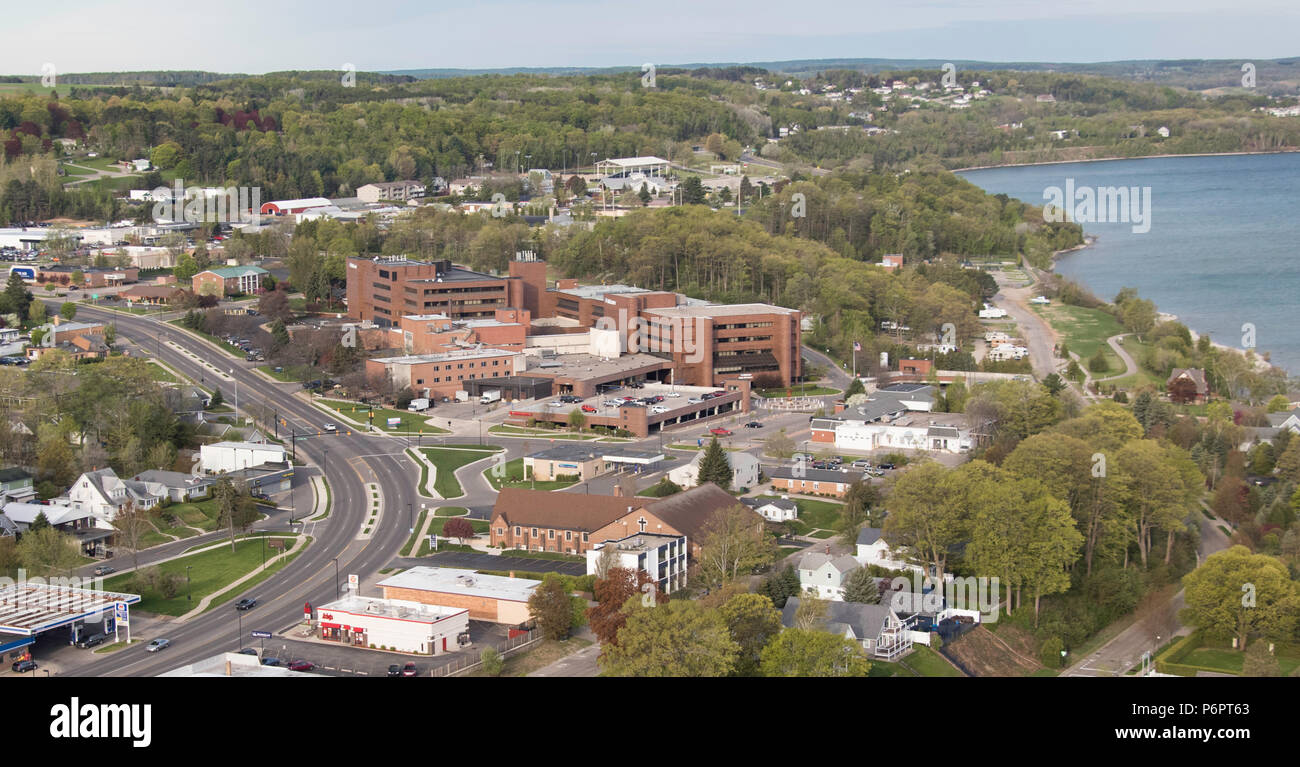 McLaren Northern Michigan Hospital Petoskey MI Stock Photo Alamy mclaren-northern-michigan-hospital-petoskey-mi-stock-photo-alamy