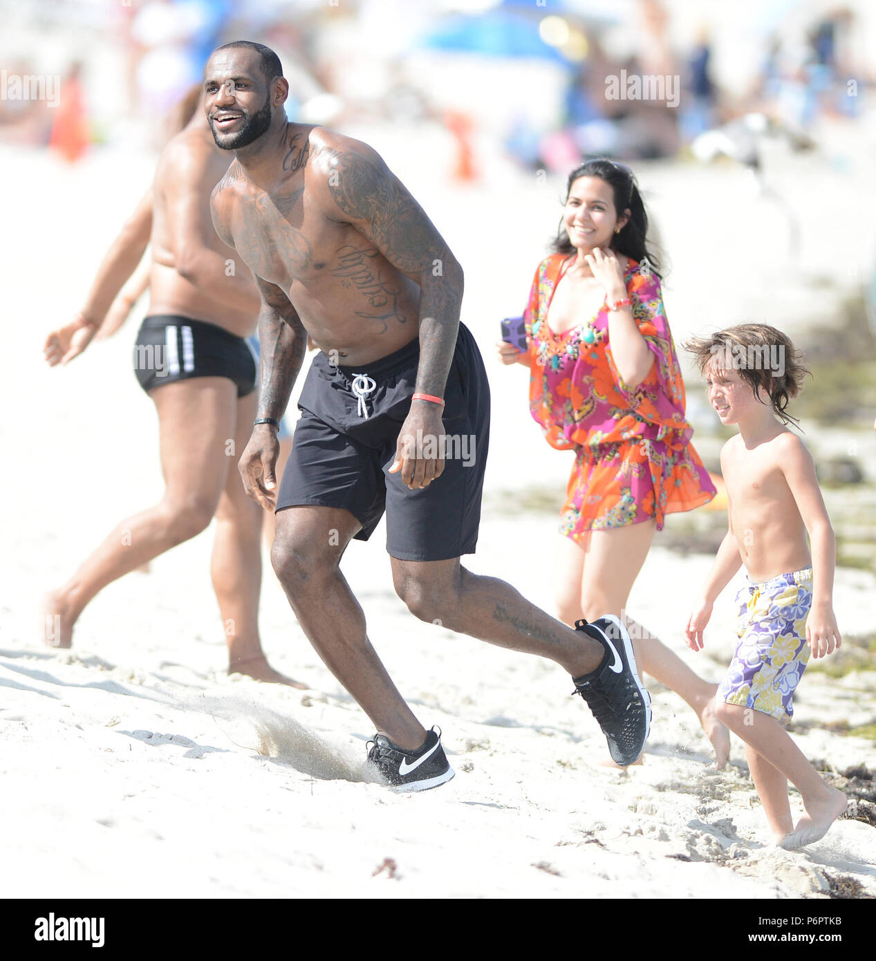 MIAMI BEACH, FL - AUGUST 16: LeBron James showed up on location in Miami  Beach for a Nike commercial. The NBA champion hopped on a bicycle and rode  around the iconic Ocean