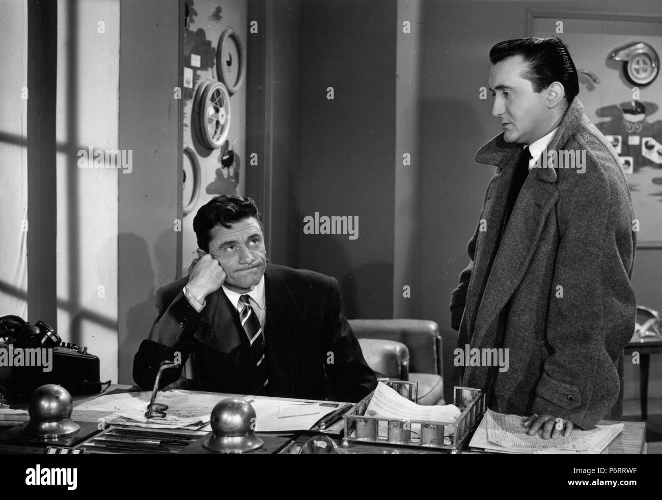 Allo... je t'aime  Year : 1952 - France Director : André Berthomieu Robert Lamoureux Stock Photo