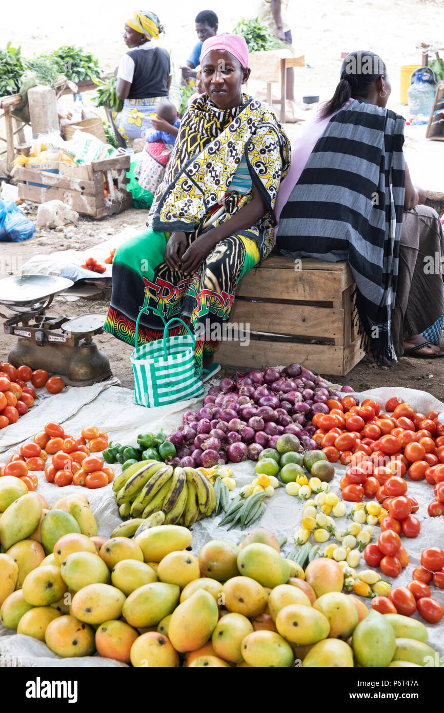 Kenya vegetable market hires stock photography and images Alamy