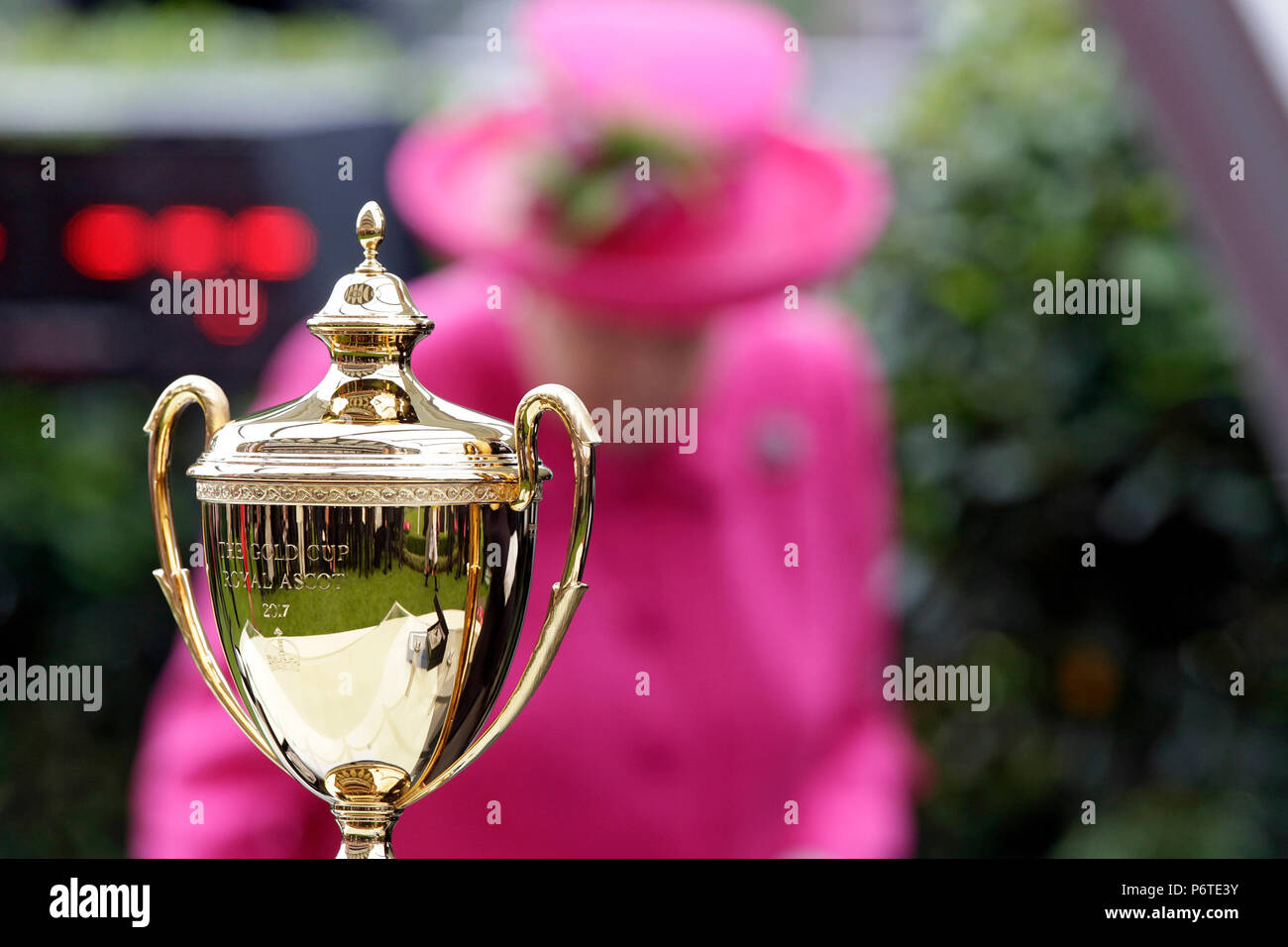 Ascot Gold Cup High Resolution Stock Photography and Images Alamy