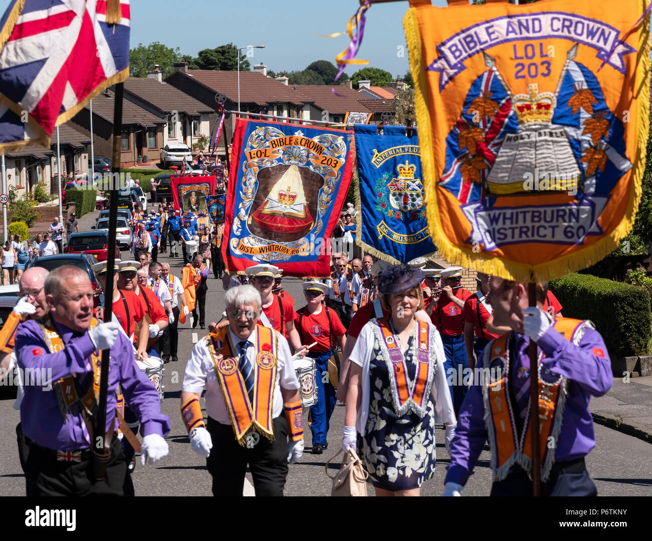 Cowdenbeath, Scotland, UK. 30 June, 2018. More than 4000 marchers take part in annual Battle of the Boyne Orange Walk in Cowdenbeath, Fife. The walk w Stock Photo