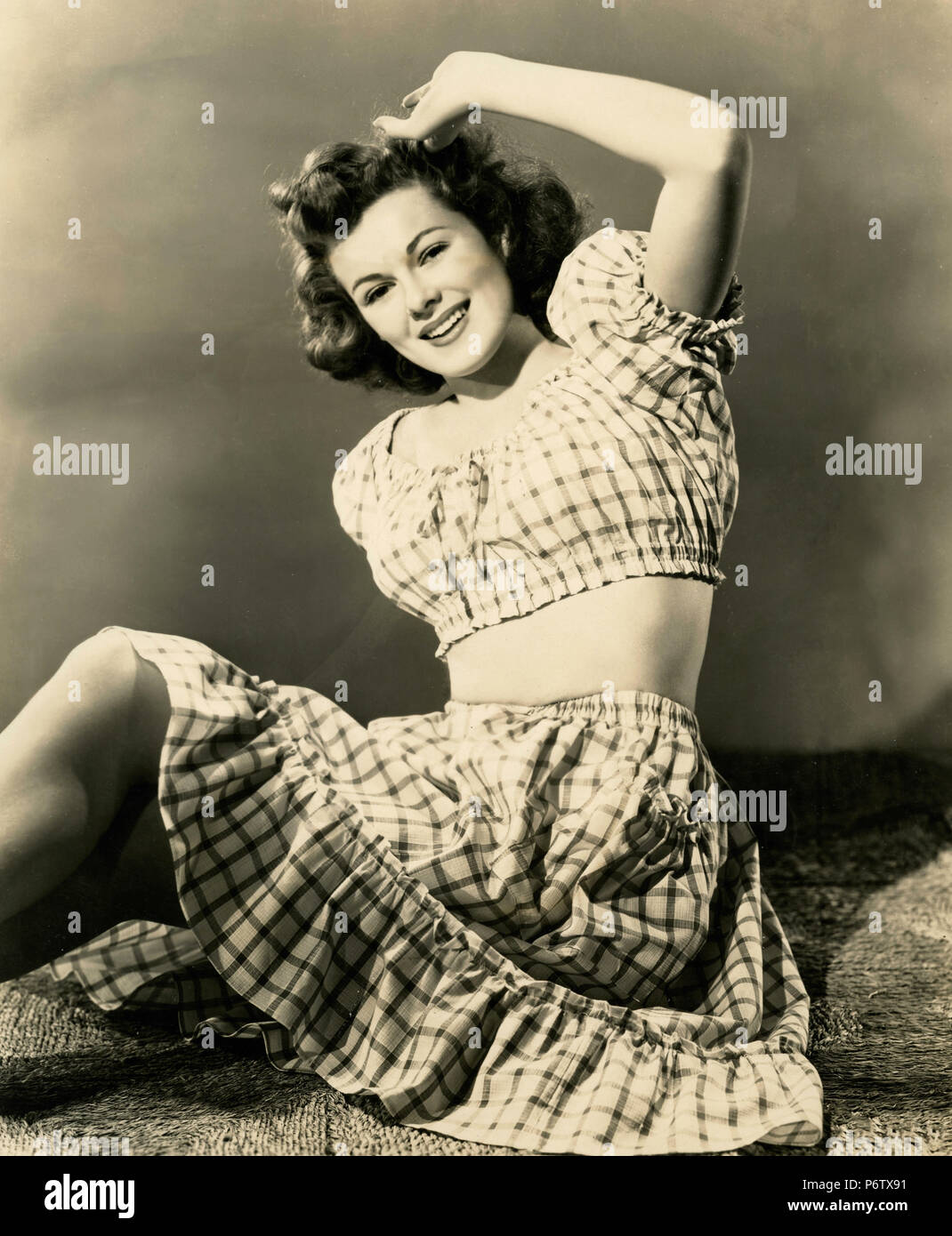 Lady luck barbara hale 1946 hi-res stock photography and images - Alamy