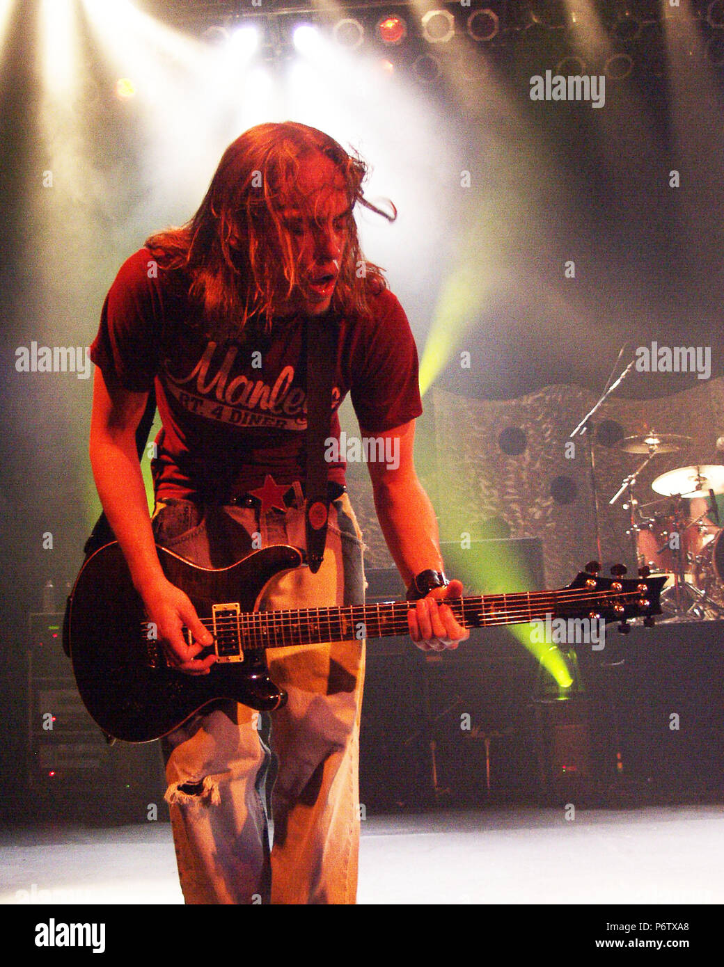 ATLANTA, GA - March 16: Paul Phillips of Puddle Of Mudd performs at The Tabernacle in Atlanta, Georgia on March 16, 2002. CREDIT: Chris McKay / MediaPunch Stock Photo