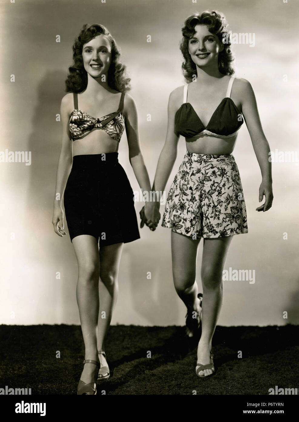 Actresses Allene Roberts and Julie London in the movie The Red House, 1949 Stock Photo