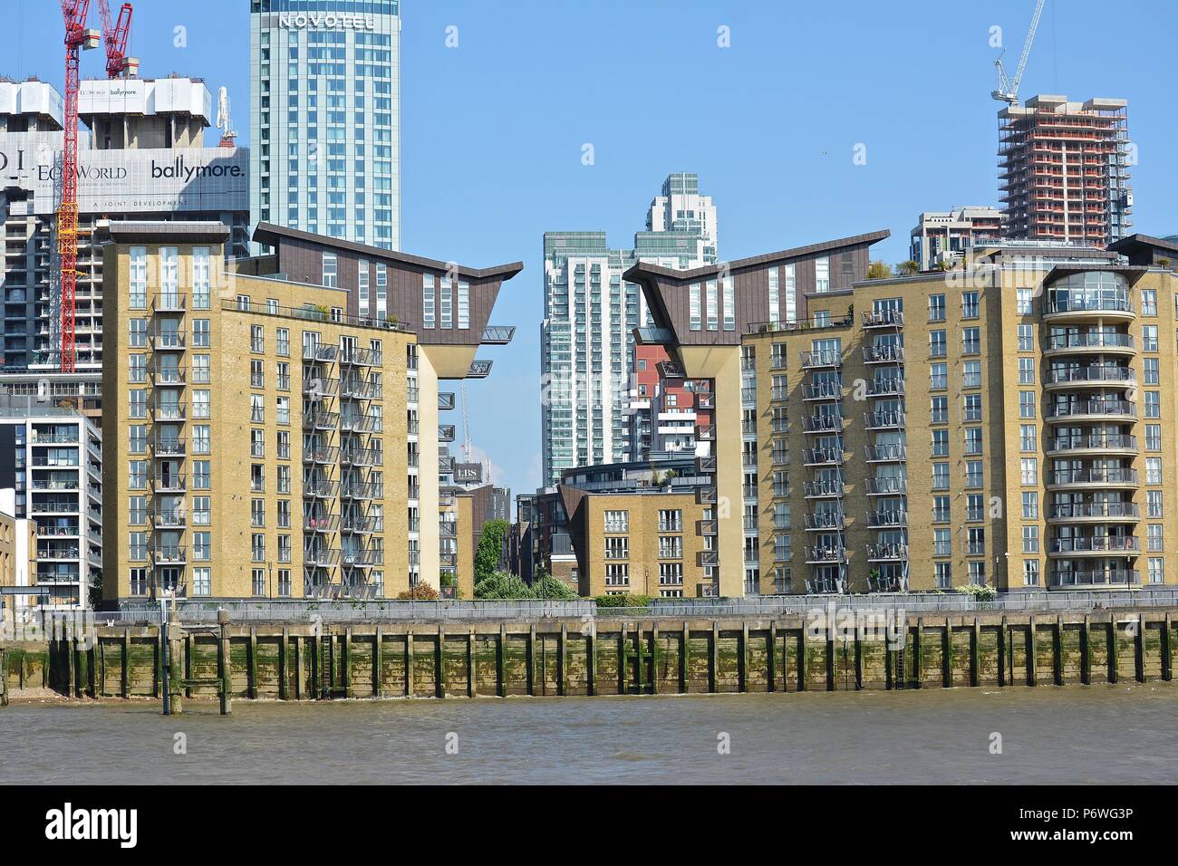 A view of Canary Wharf/the London Docklands, London, United Kingdom ...