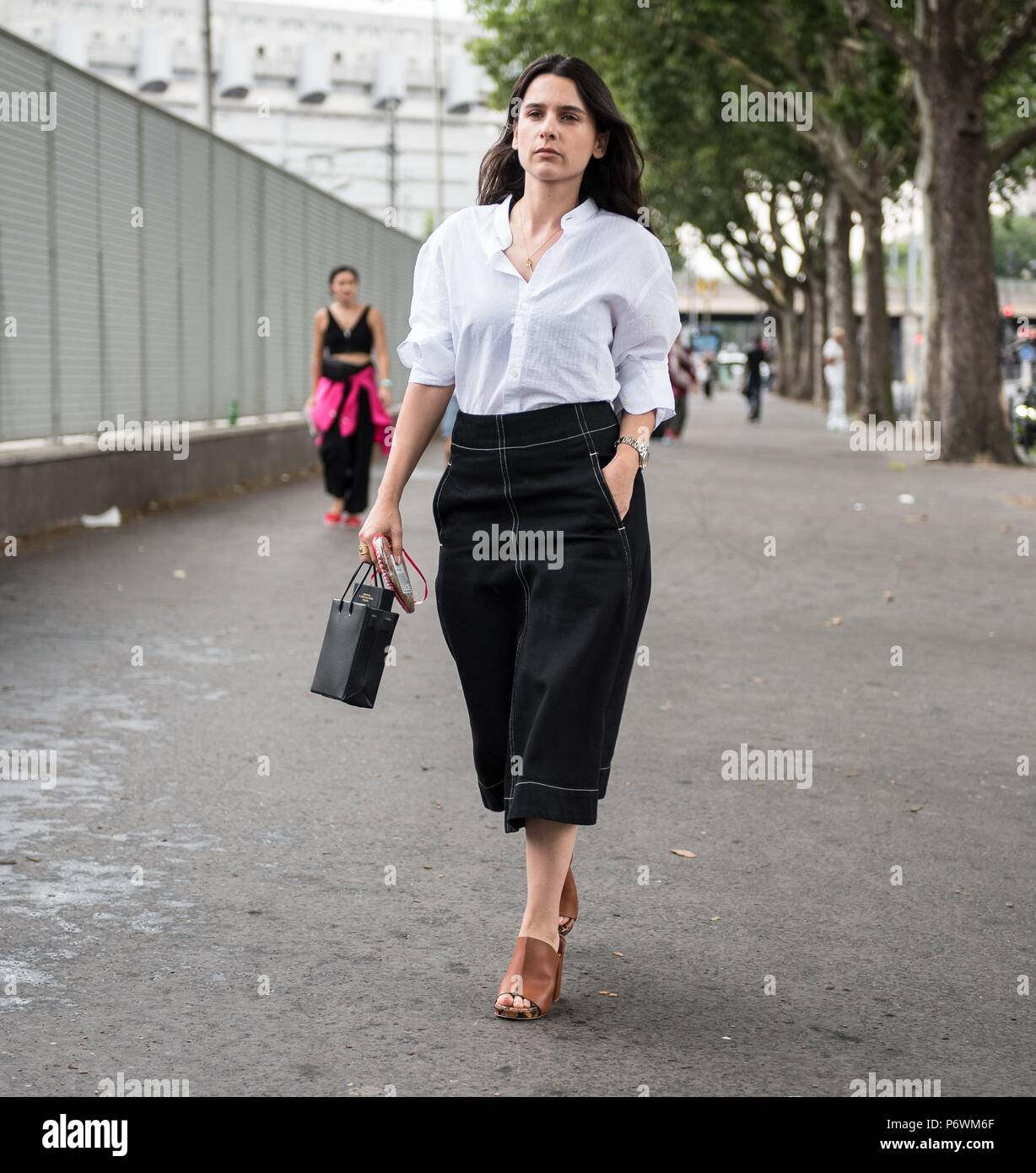Sheila Single posing outside of the Vetements runway show during Haute  Couture Fashion Week in Paris - July 1, 2018 - Photo: Runway Manhattan  ***For Editorial Use Only*** | Verwendung weltweit Stock Photo - Alamy