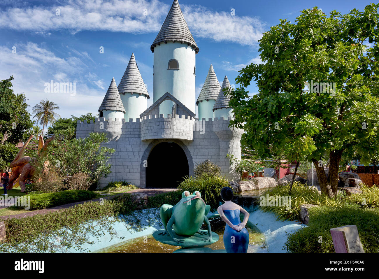 Theme park childrens nursery rhymes hires stock photography and images